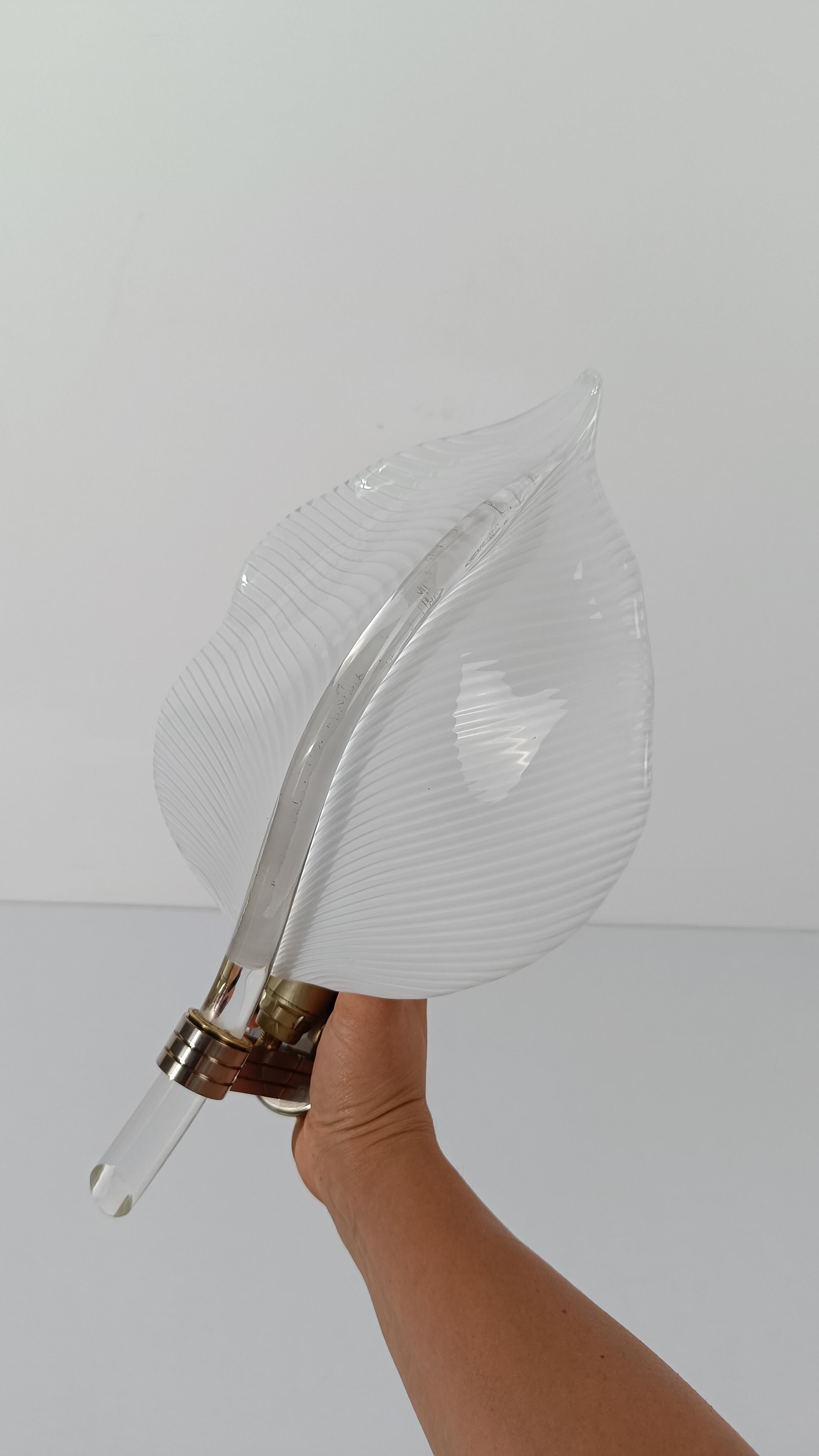 Applique à feuilles du milieu du XXe siècle en verre de Murano rayé blanc, Italie, années 60 en vente 3
