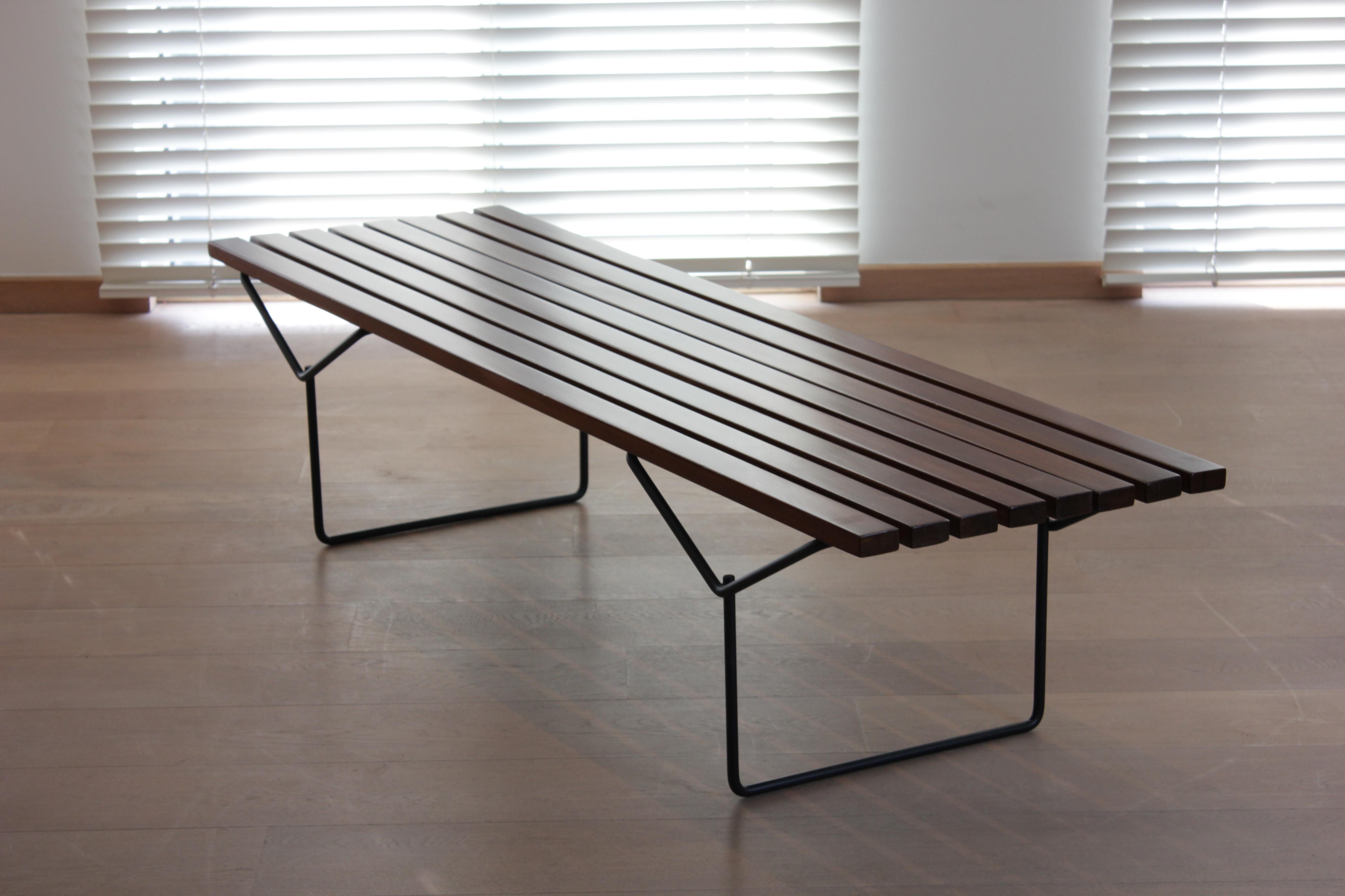 Mid 20th Century Modern Model 400 Bench by Harry Bertoia for Knoll  In Good Condition For Sale In Brugge, BE