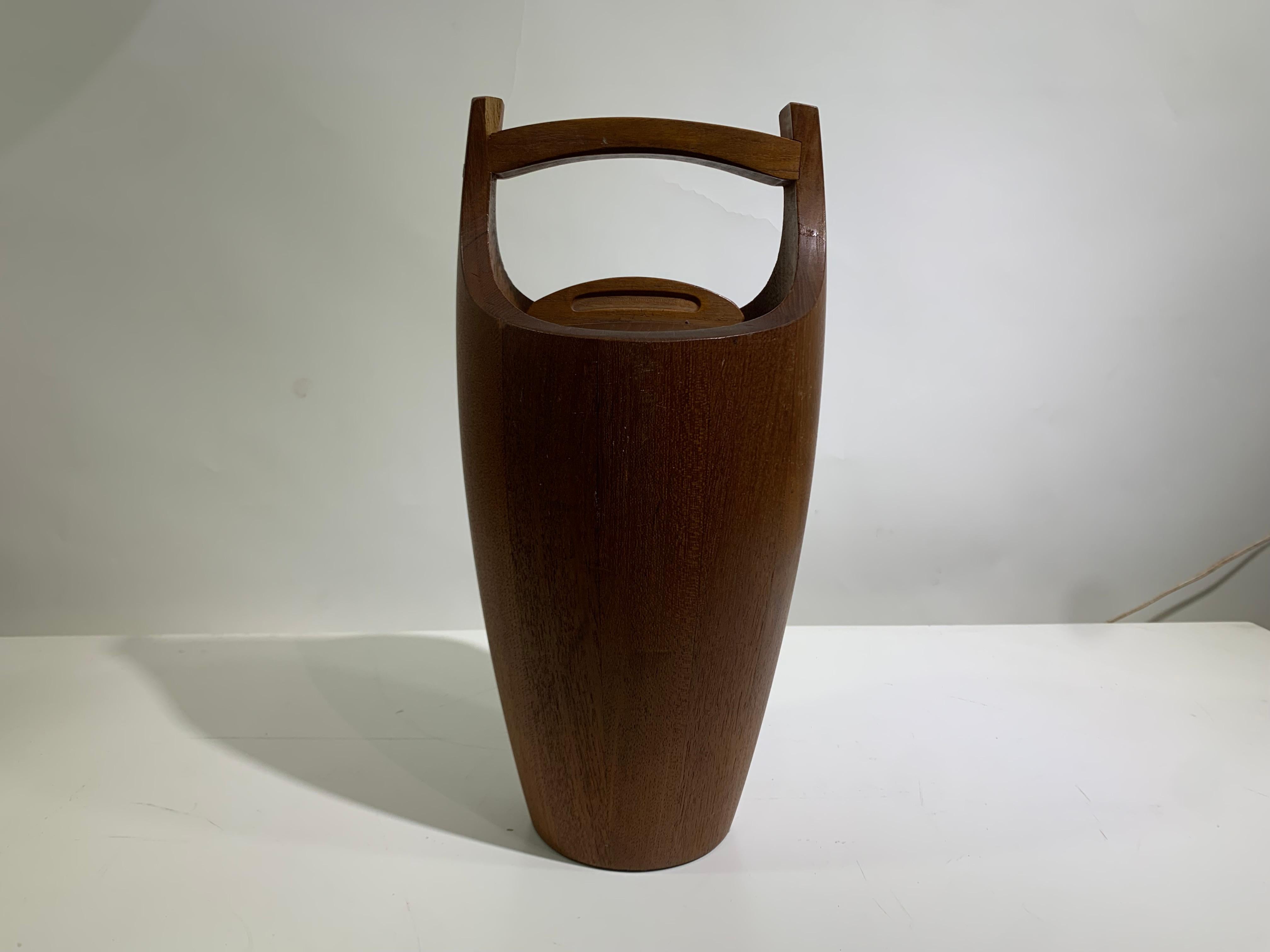 Mid-Century Modern Mid-20th Century Modern Scandinavian Dansk Teak Ice Bucket by Jens Quistgaard For Sale