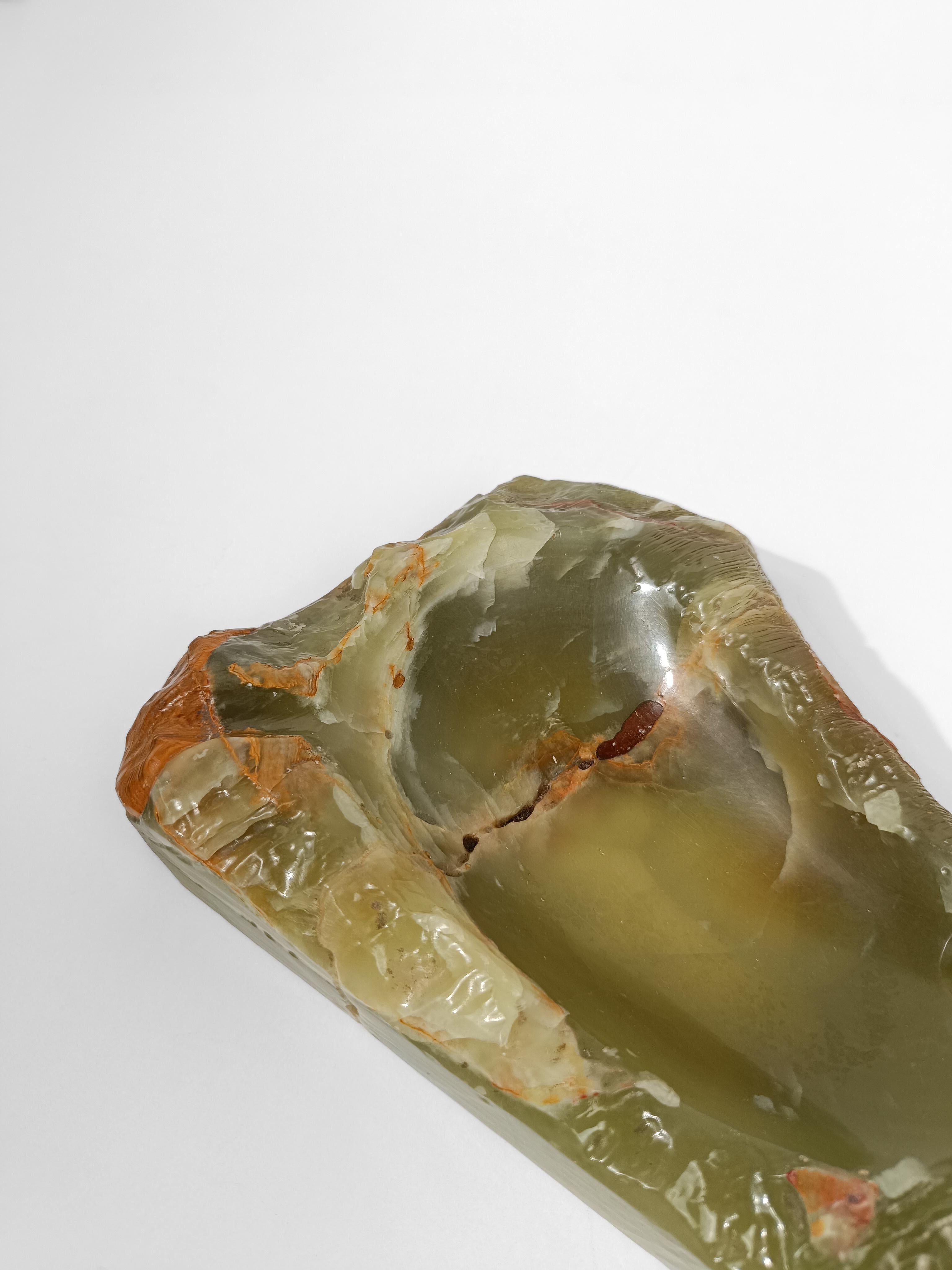 Cenicero escultórico moderno de mediados del siglo XX en mármol ónice verde, Italia Años 60 en venta 13