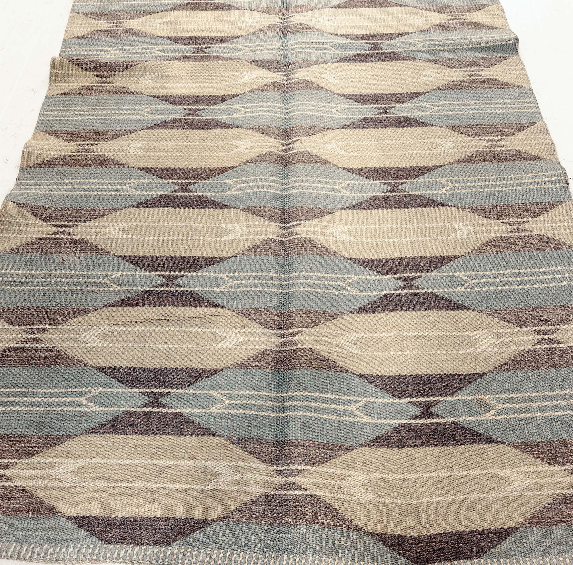 Schwedischer geometrischer Teppich aus der Mitte des 20. Jahrhunderts Modern (Skandinavisch) im Angebot