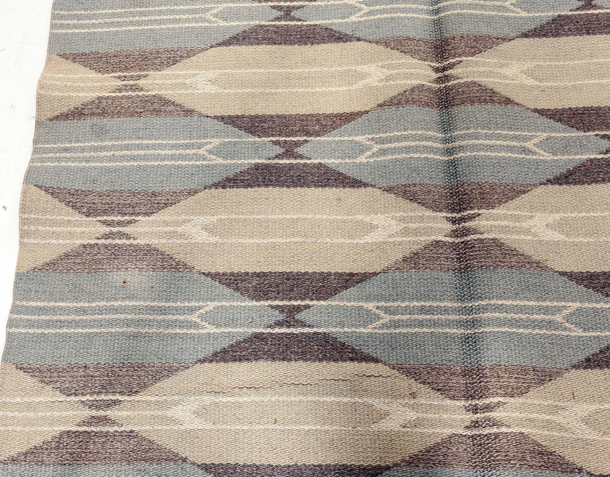 Schwedischer geometrischer Teppich aus der Mitte des 20. Jahrhunderts Modern (Handgeknüpft) im Angebot