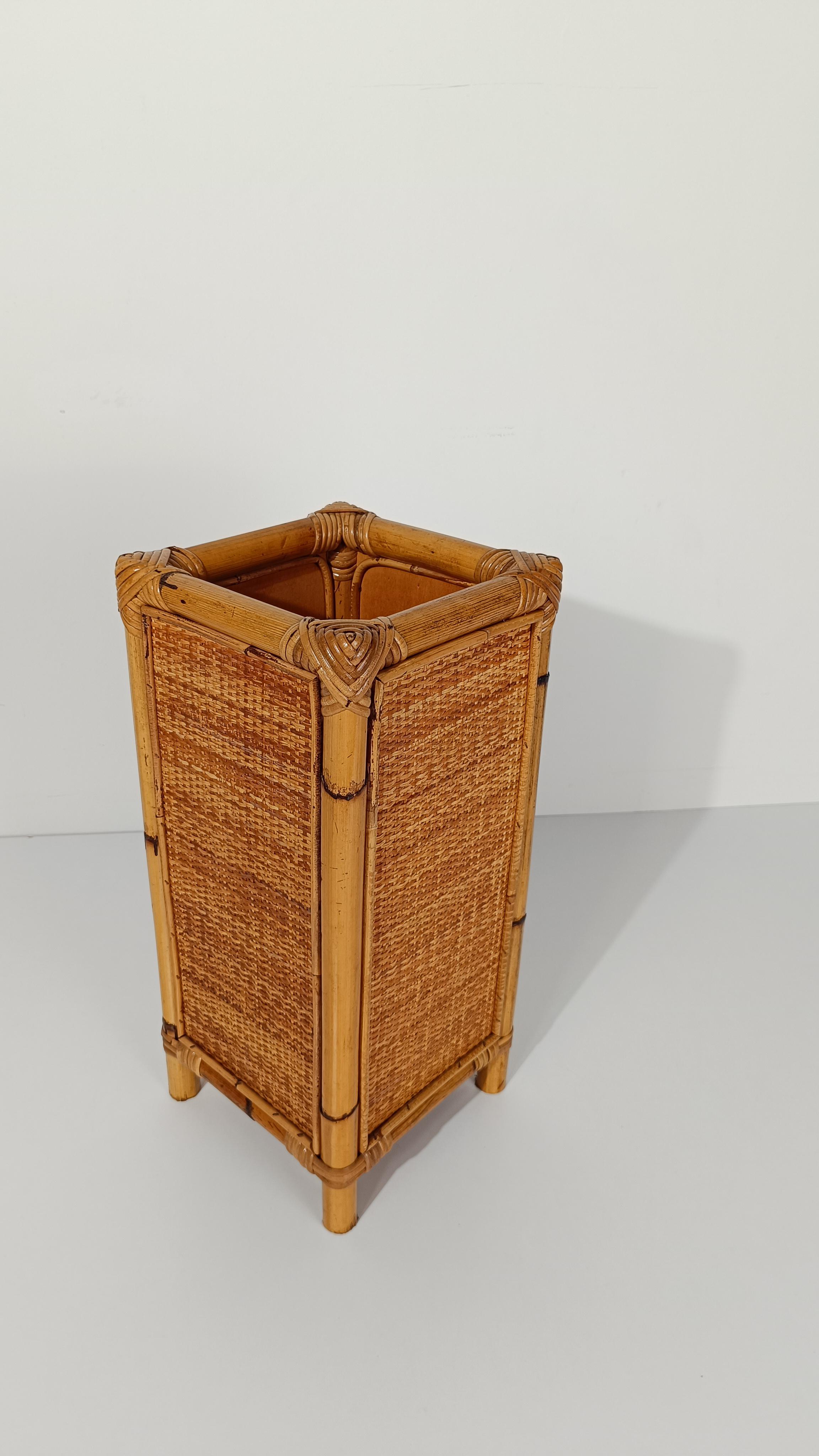 Mid 20th Century Modern Umbrella Stand in Bamboo, Cane and Rattan Webbing, Italy For Sale 9