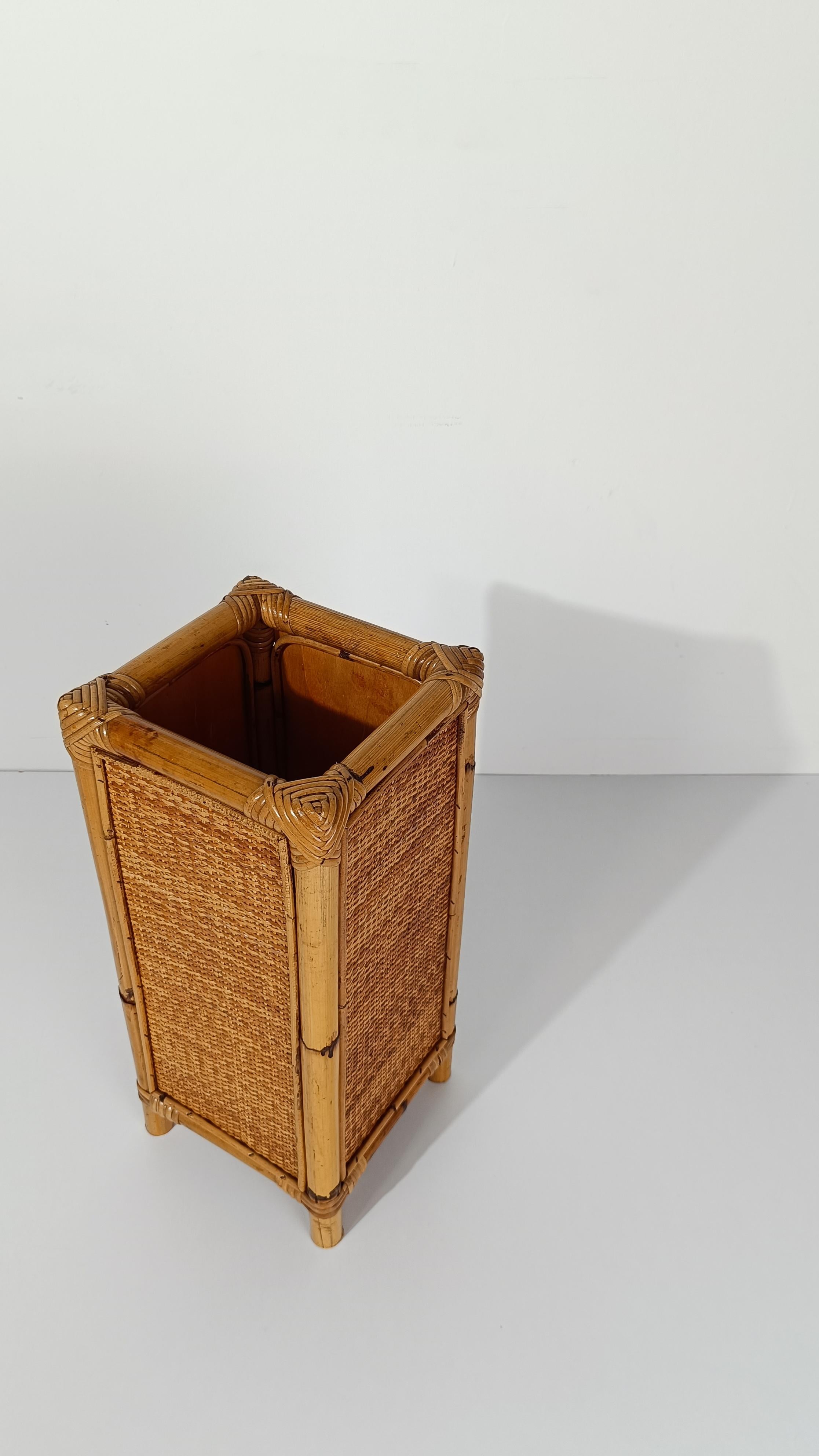 Italian Mid 20th Century Modern Umbrella Stand in Bamboo, Cane and Rattan Webbing, Italy For Sale