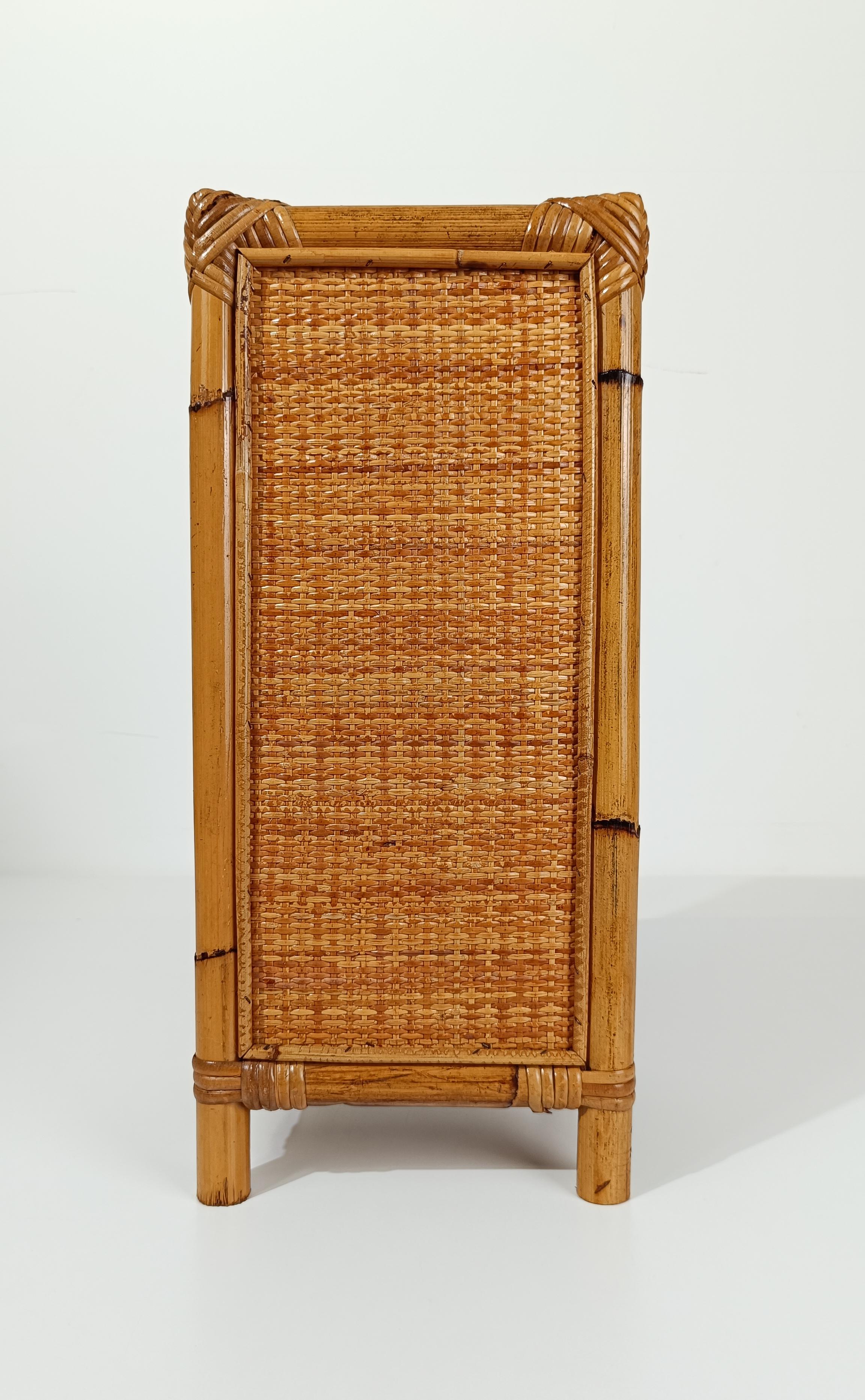 Mid 20th Century Modern Umbrella Stand in Bamboo, Cane and Rattan Webbing, Italy For Sale 4