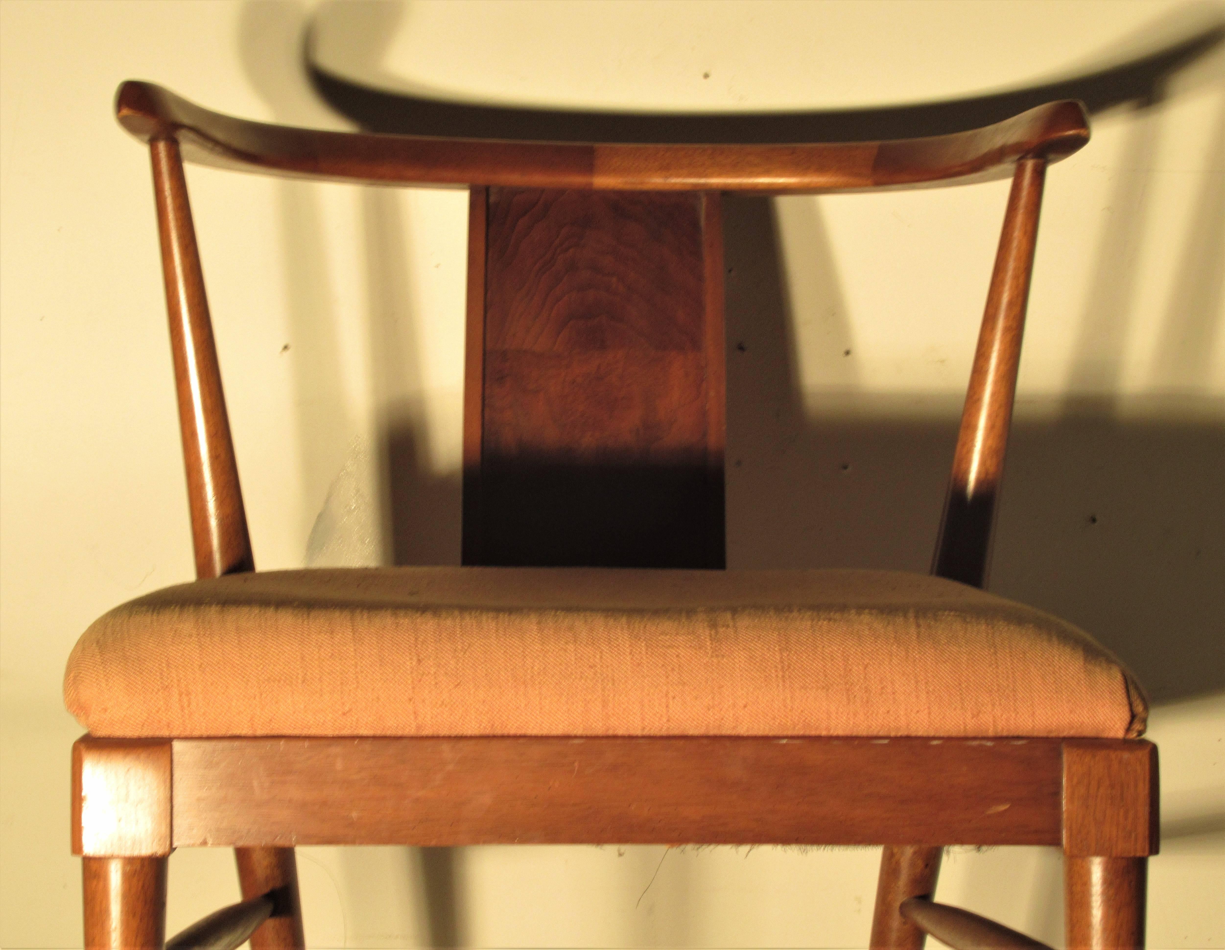 Mid-20th Century Modern Wishbone Chairs Style of Tomlinson In Good Condition In Rochester, NY