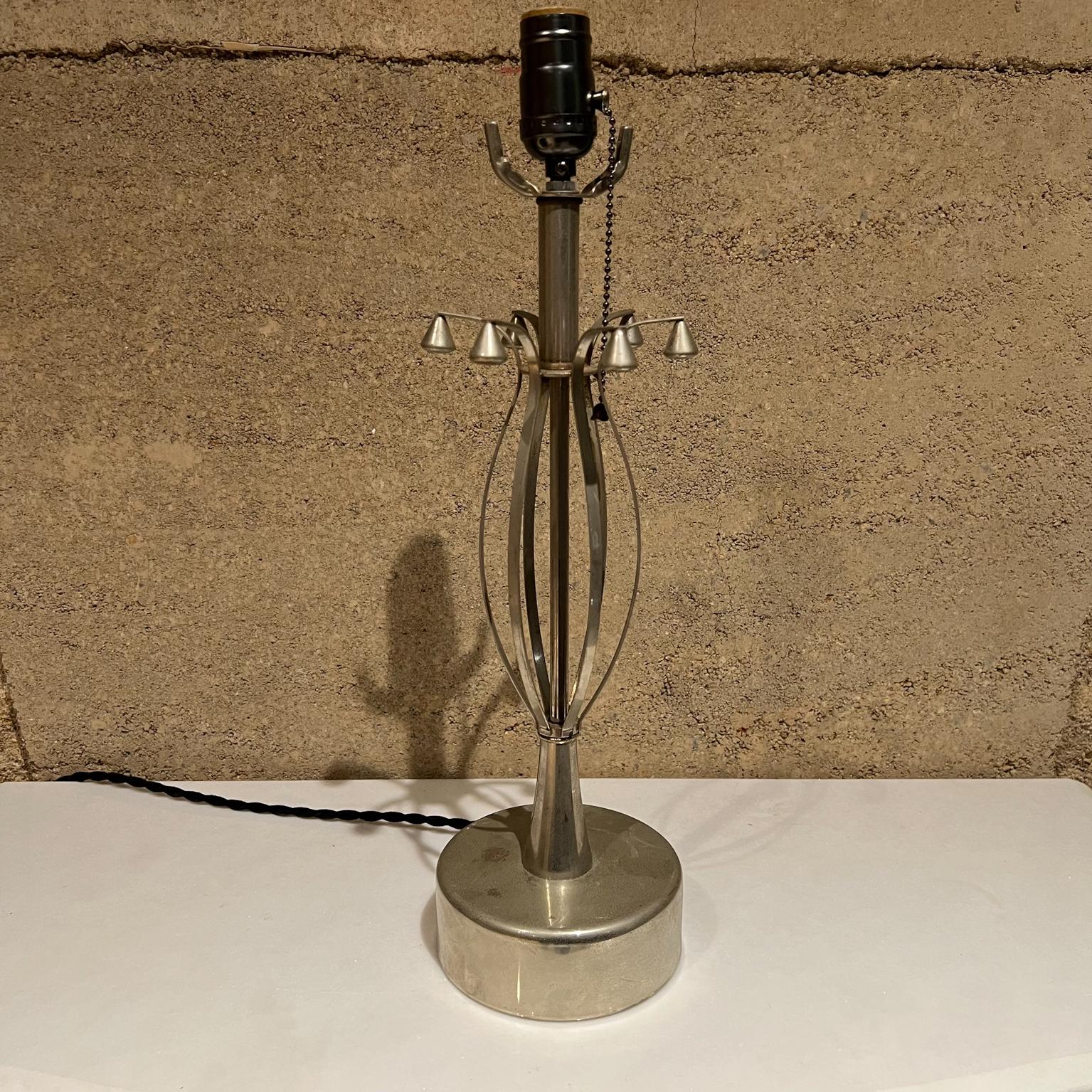 Mid 20th Century Modernist Sculptural Chrome Table Lamp 3