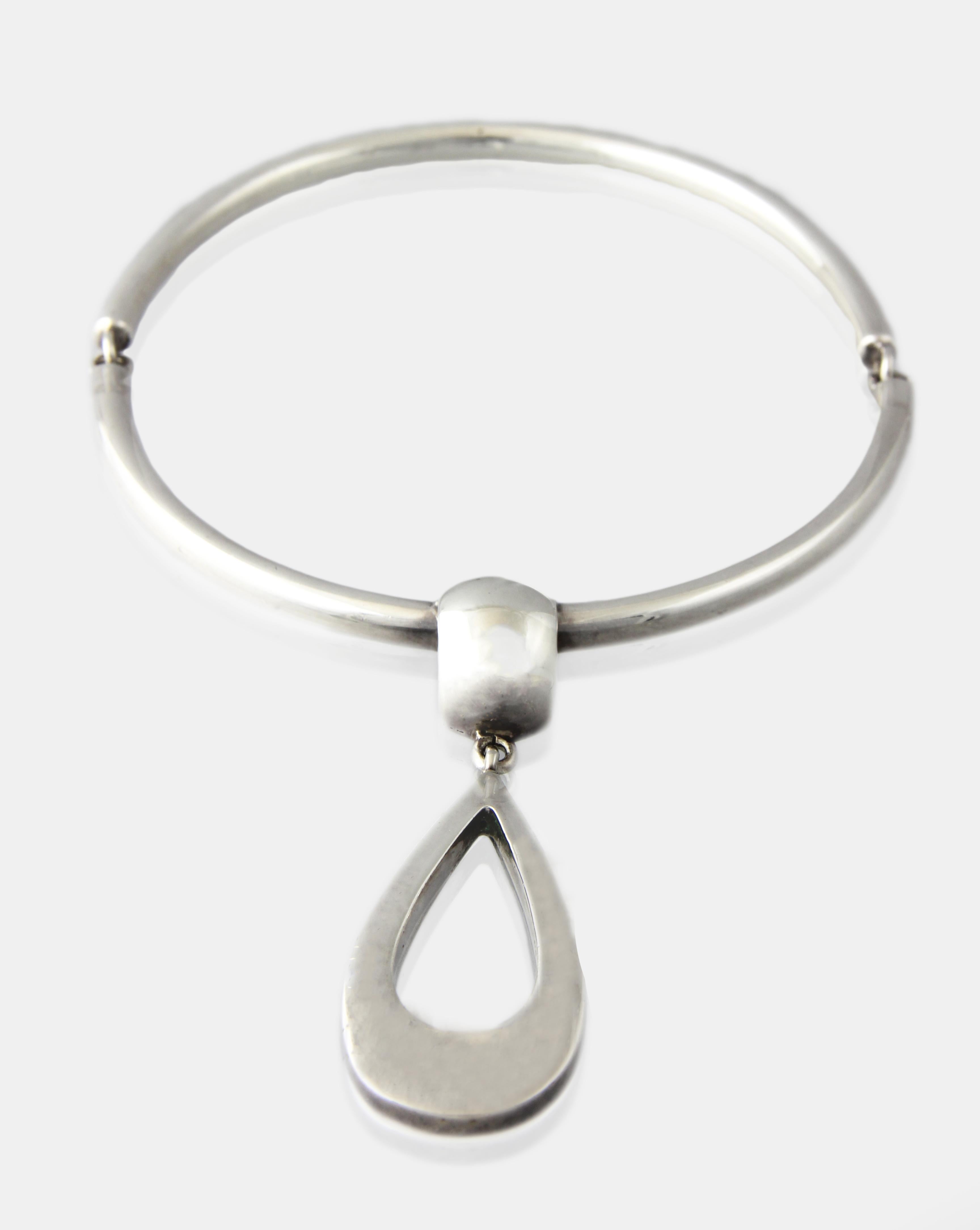 Women's Mid-20th Century Modernist Sterling Pendant Choker Necklace by Joachim S'Paliu For Sale