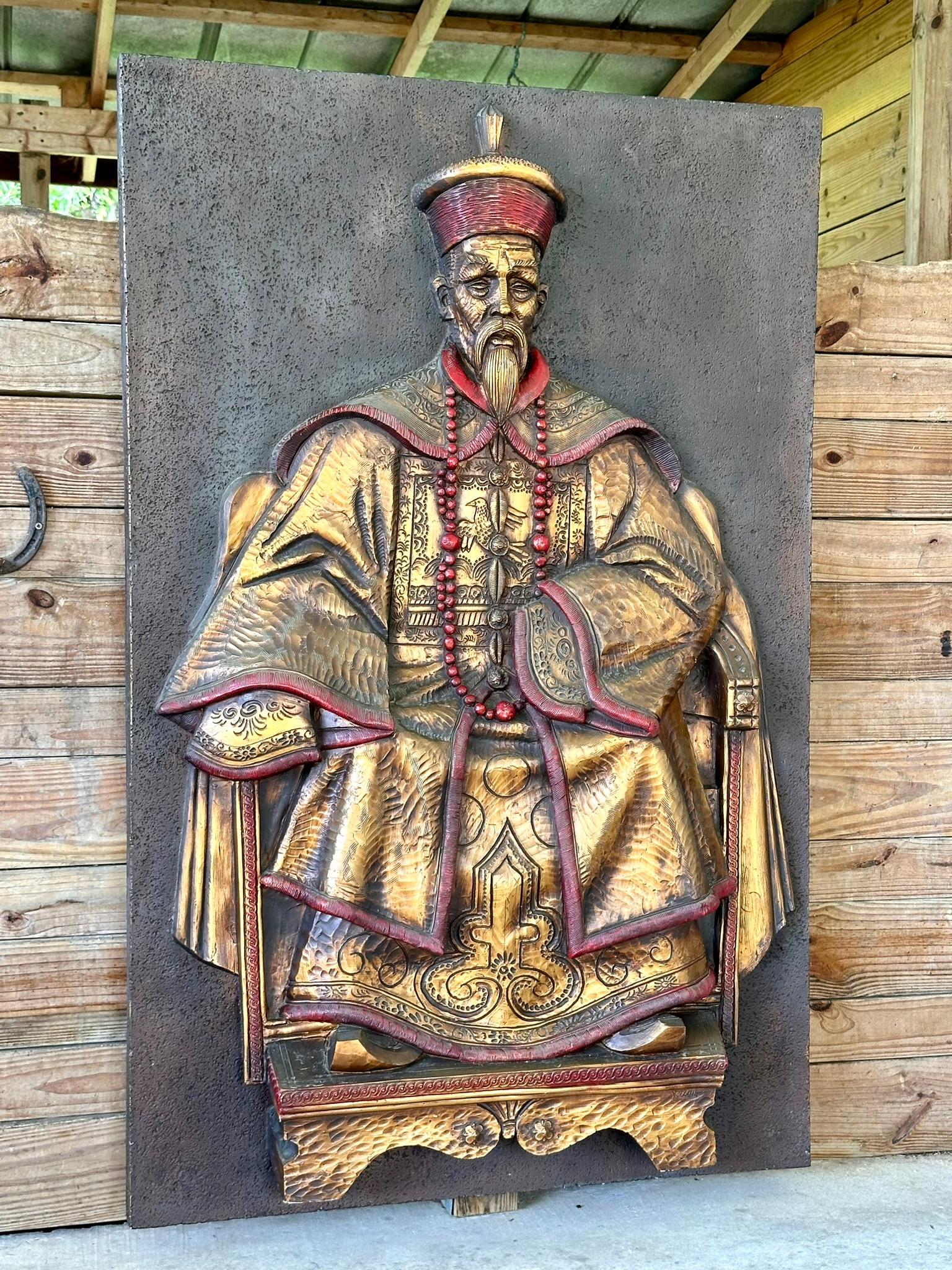 Monumentale skulpturale Wandplakette des königlichen Kaiserrealismus aus der Mitte des 20. Jahrhunderts im Angebot 4