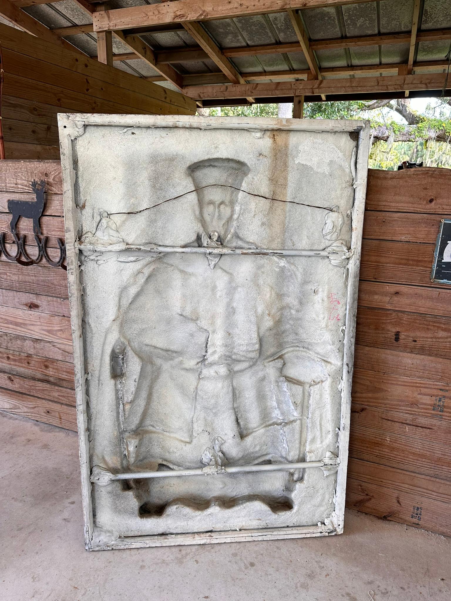 Monumentale skulpturale Wandplakette des königlichen Kaiserrealismus aus der Mitte des 20. Jahrhunderts im Angebot 7