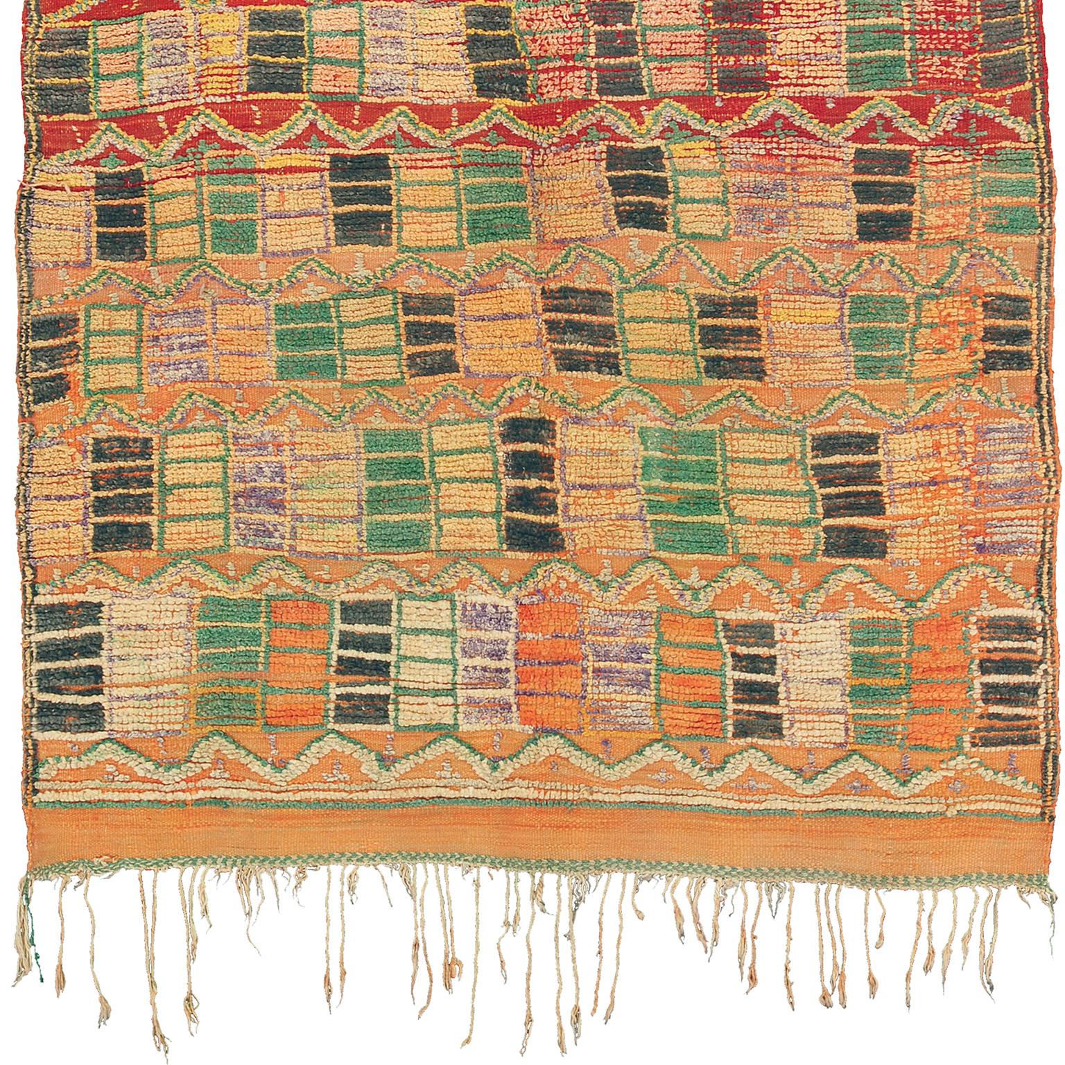 Mid-20th century Moroccan Azilal carpet
Ait Bou Ichaouen, Morocco. Mid-20th century.
Handwoven.