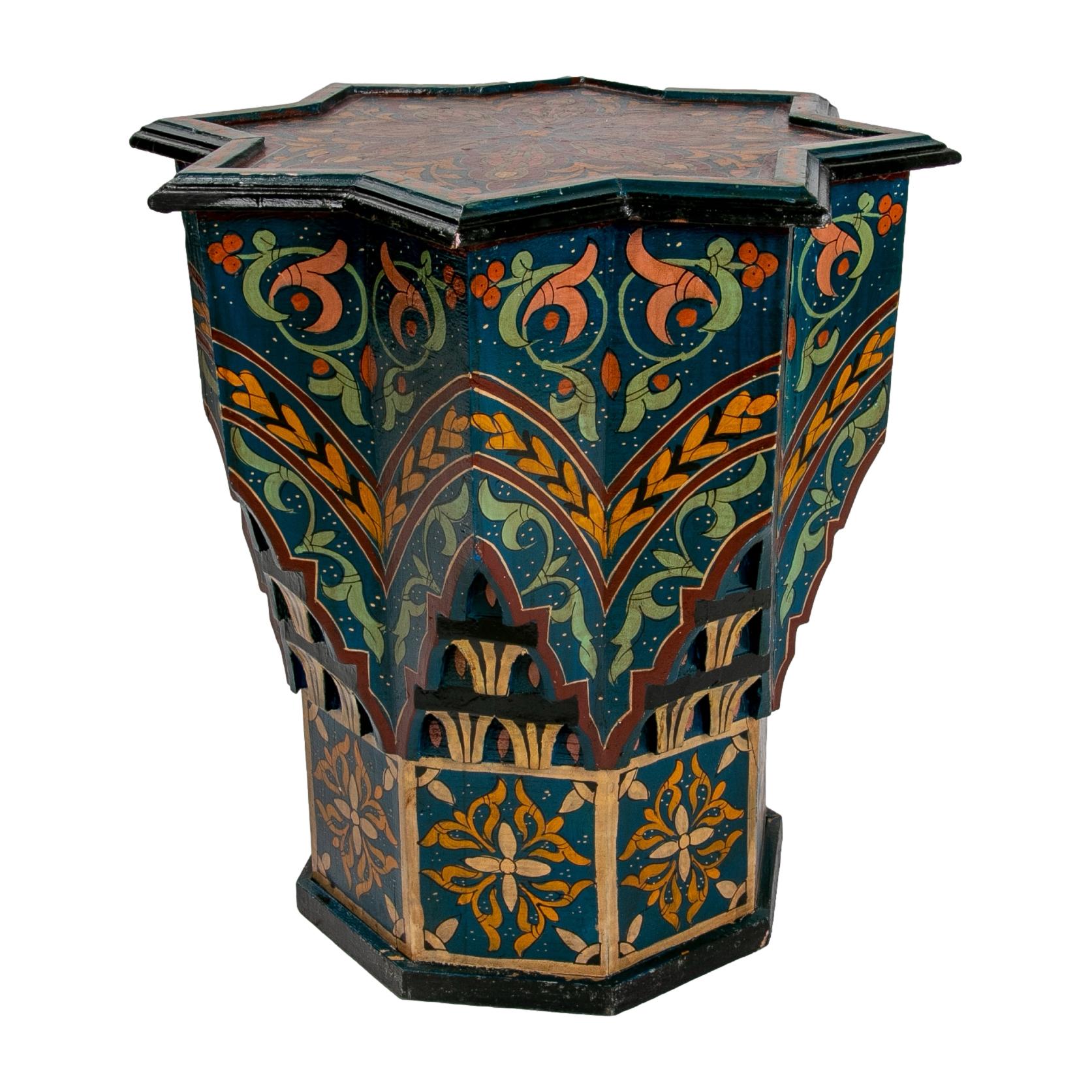 Hand-Painted Mid-20th Century Moroccan Hand Painted 8-Point Star Wooden Pedestal Table