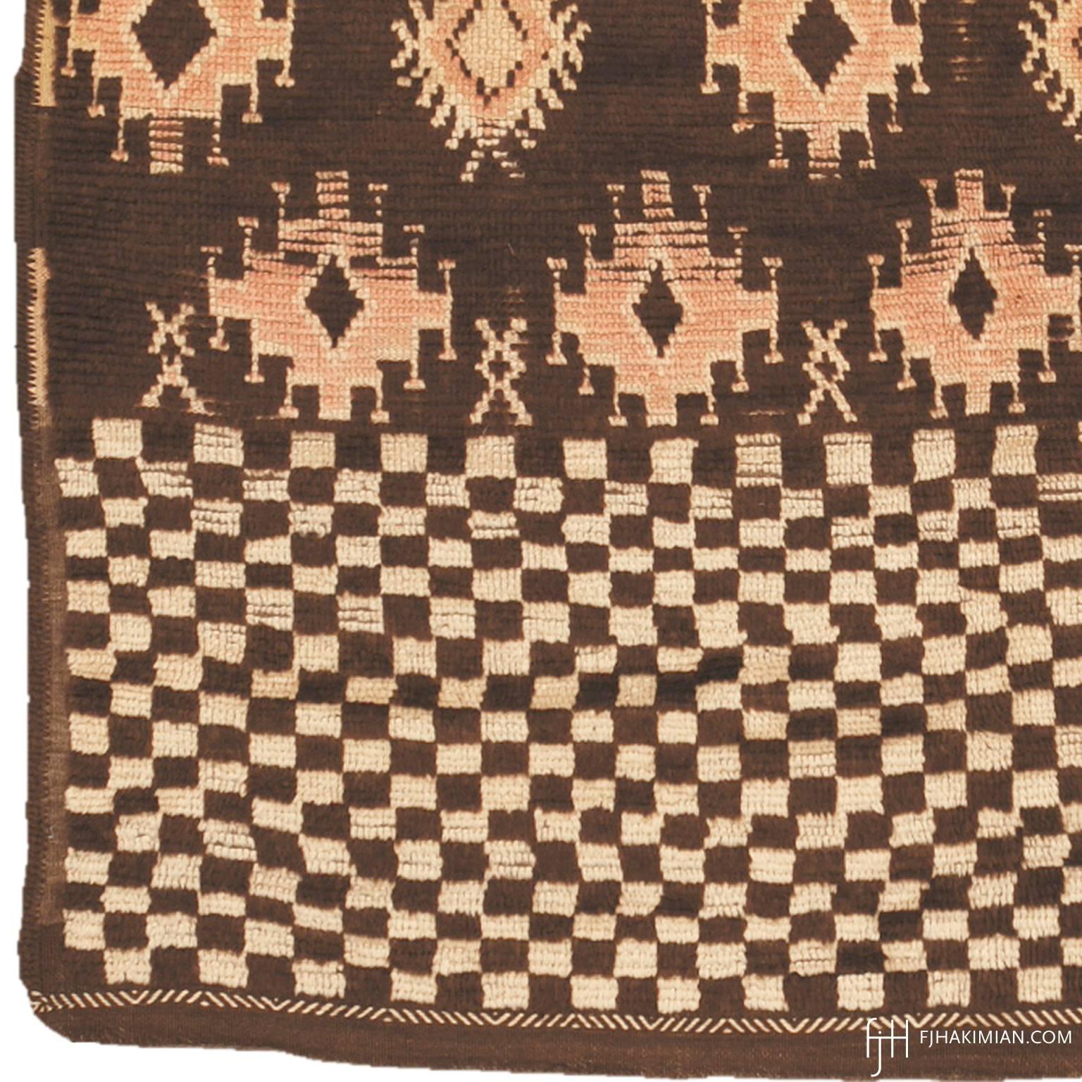 Mid-20th century Moroccan Tazenakht carpet
Morocco, circa mid-20th century.
Handwoven.