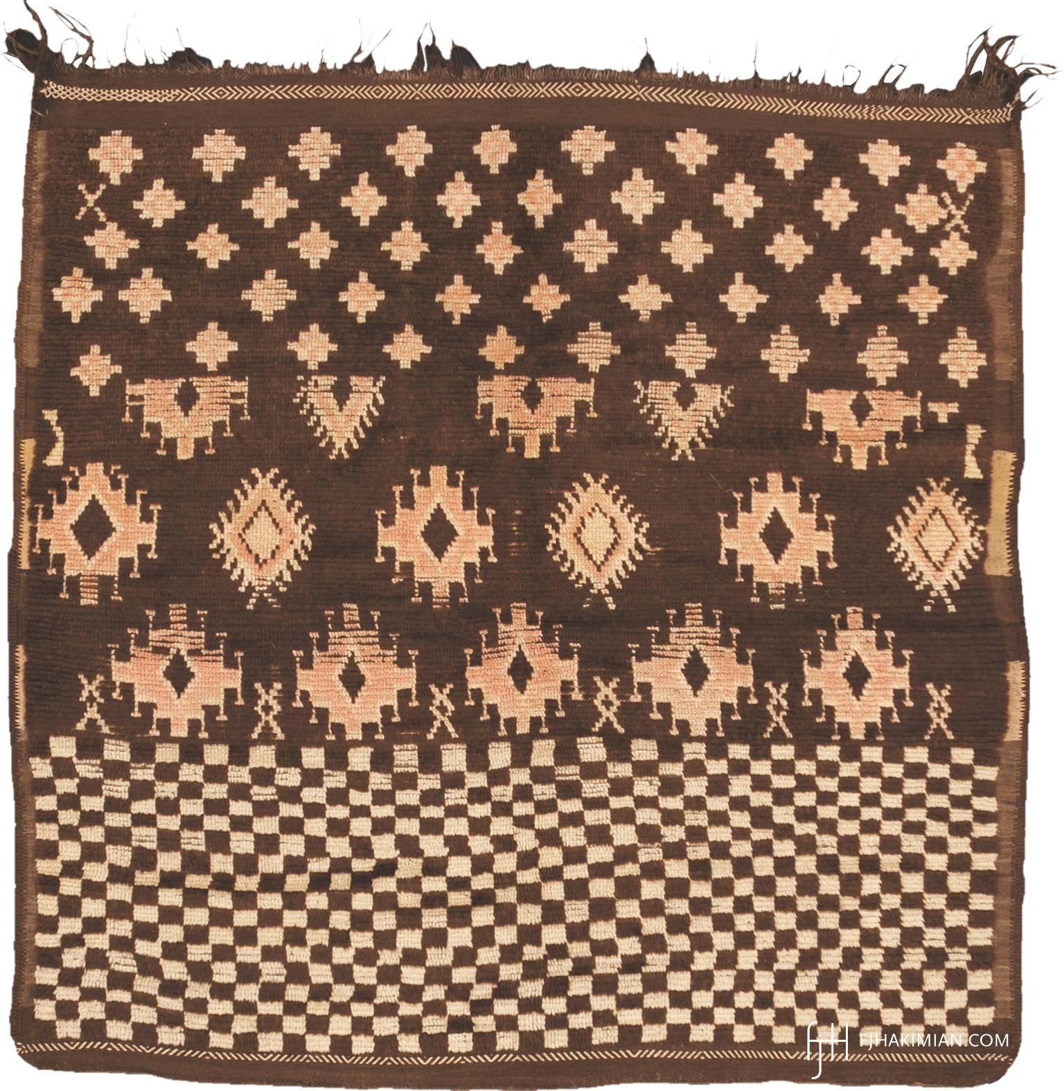 Mid-20th Century Moroccan Tazenakht Carpet For Sale