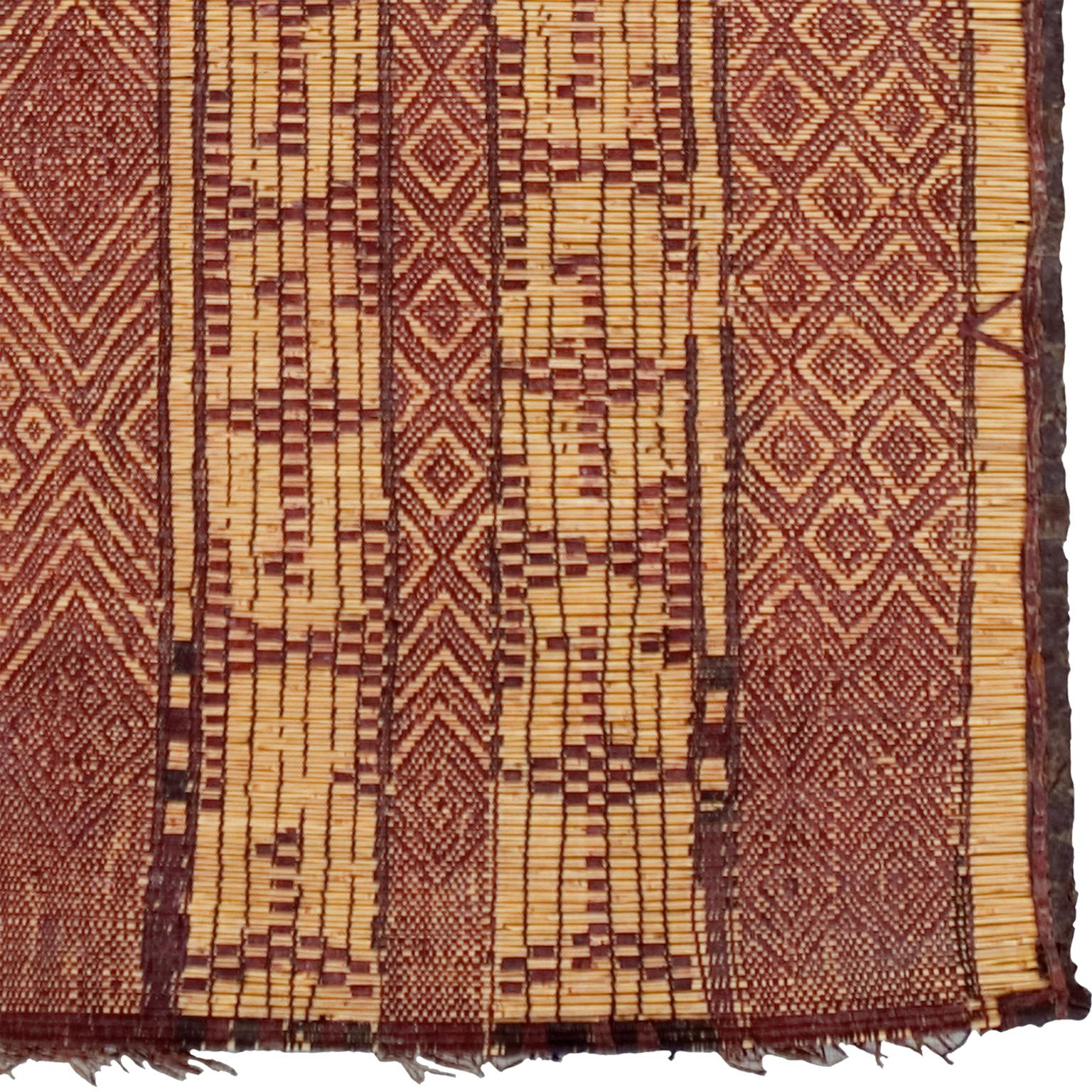 Morocco, circa mid-20th century
Measures: 4'11