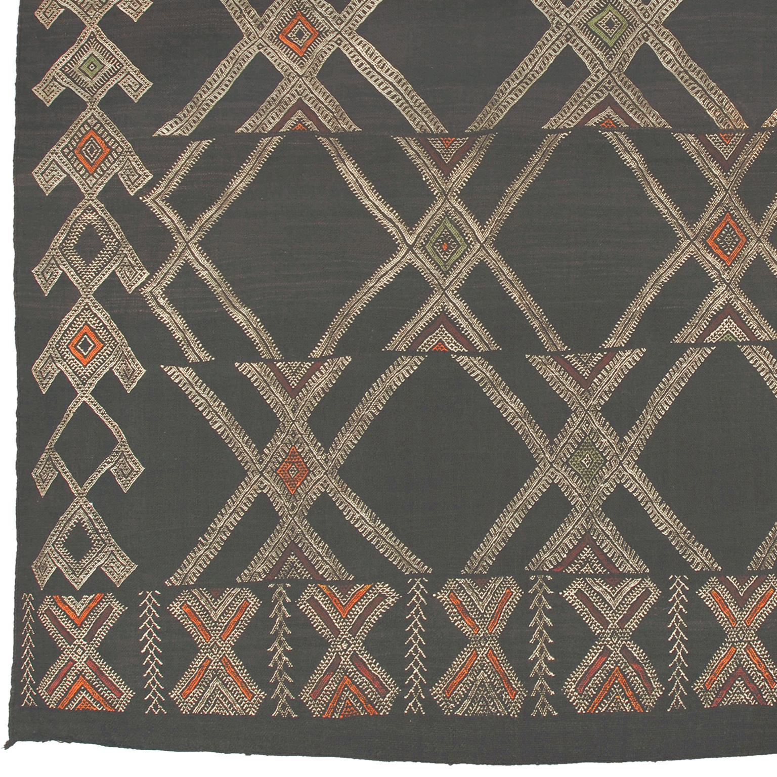Mid-20th century Moroccan Zaiane carpet
Morocco, circa 1940
Handwoven.