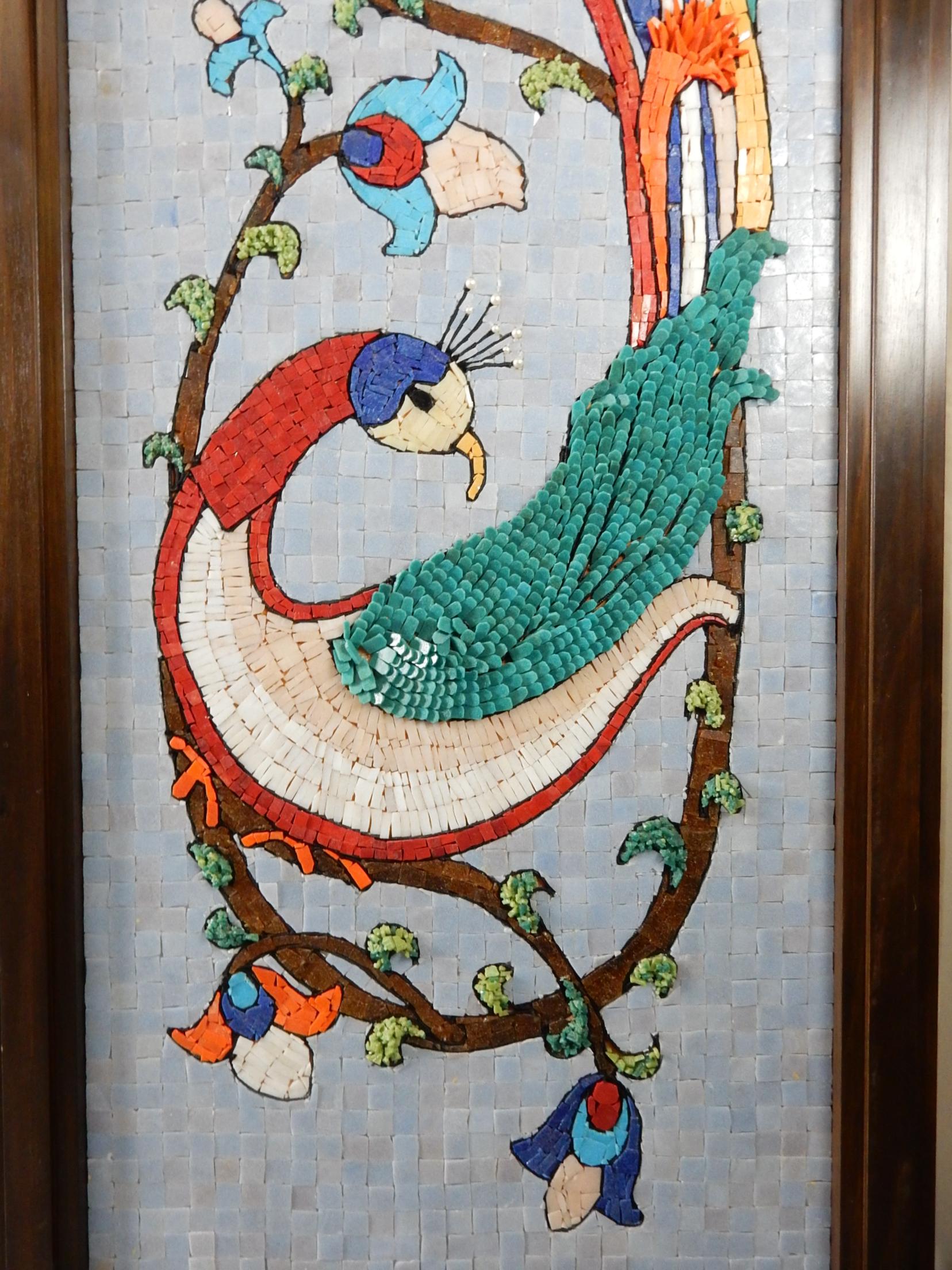 Mid 20th Century Mosaic Art ~Birds of Paradise~ Full Length Floor Mirror In Good Condition For Sale In Las Vegas, NV