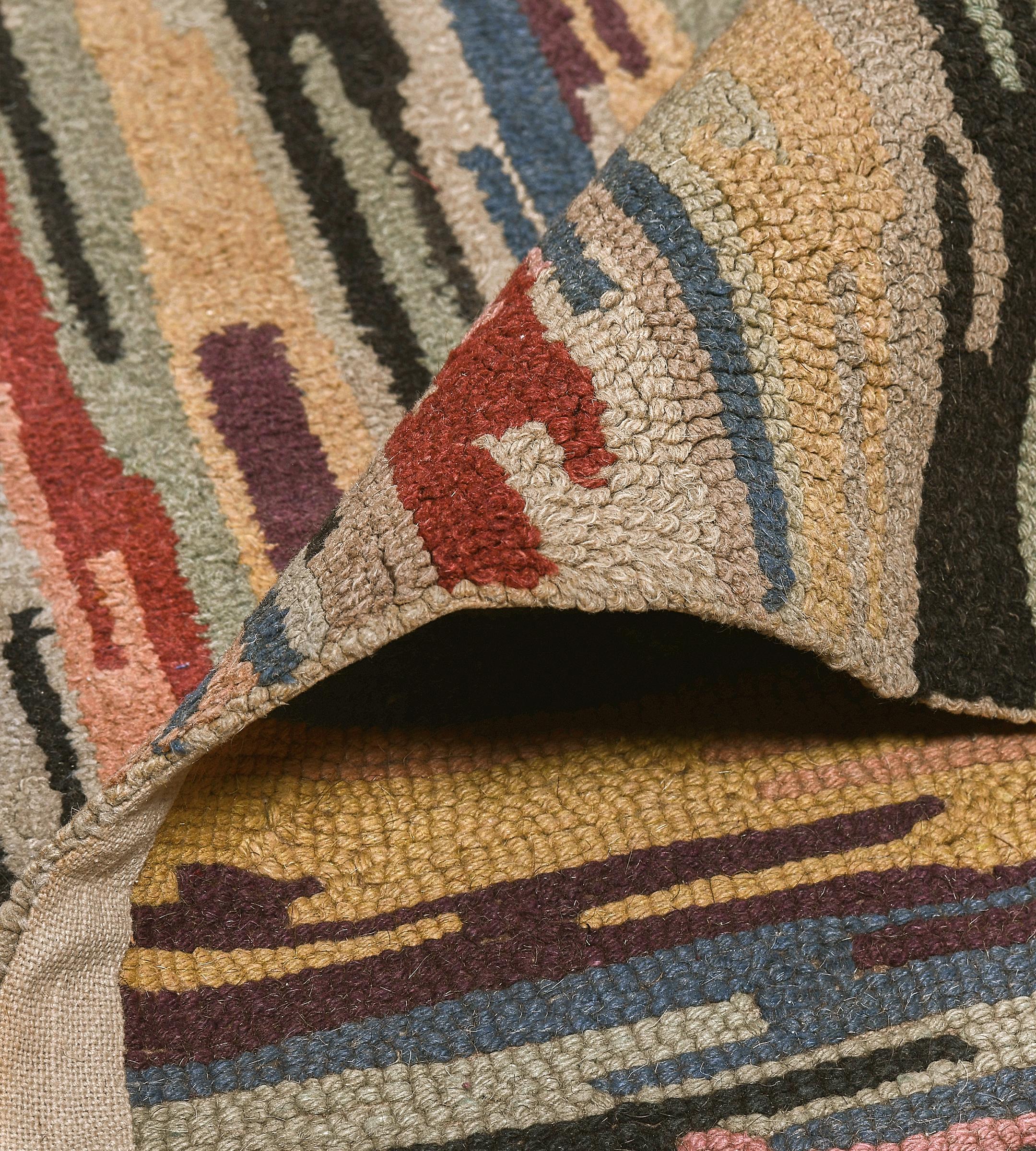 Mid-20th Century Multi-colored Hooked Rug from North America For Sale 3