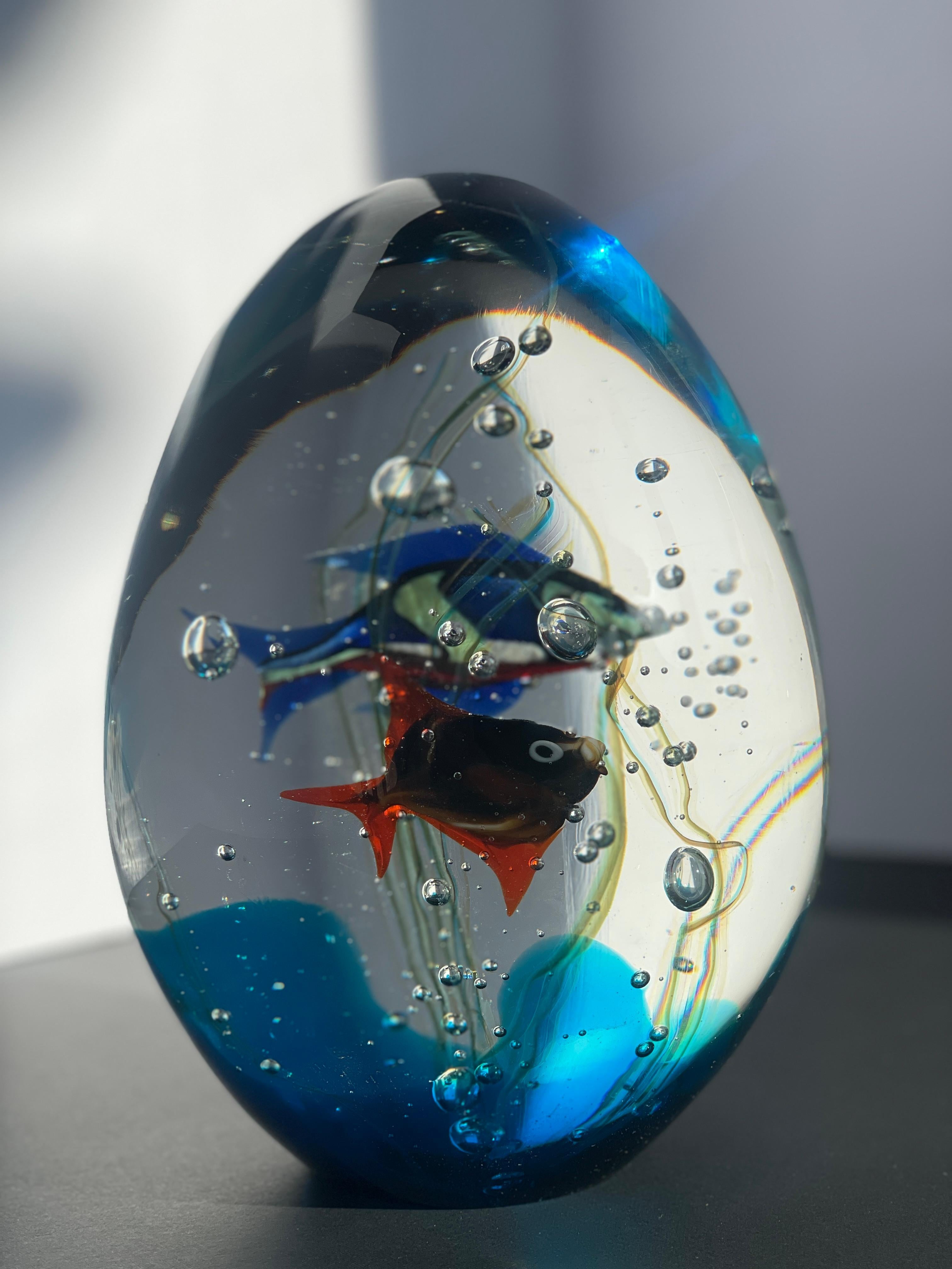 Mid 20th Century Murano Aquarium Art Glass Elio Raffaeli, signed Paperweight Egg For Sale 7