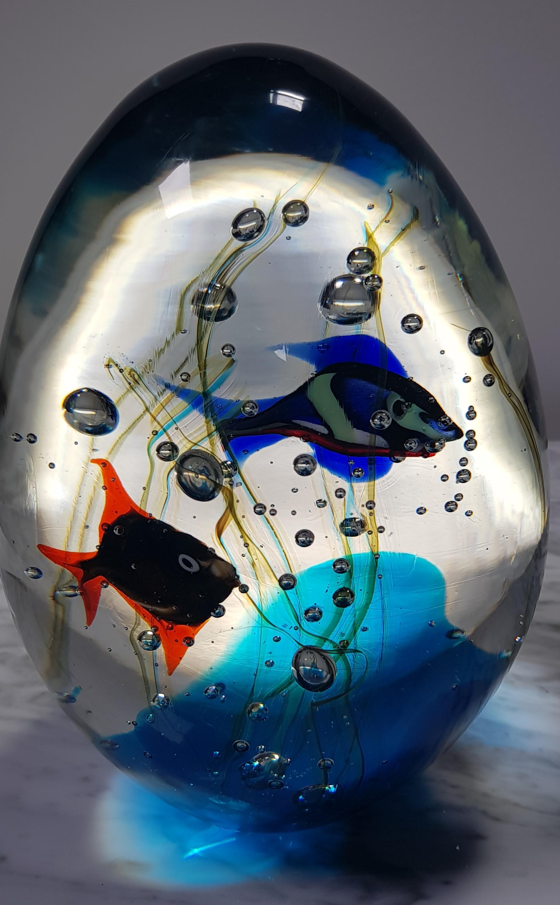 Italian Mid 20th Century Murano Aquarium Art Glass Elio Raffaeli, signed Paperweight Egg For Sale