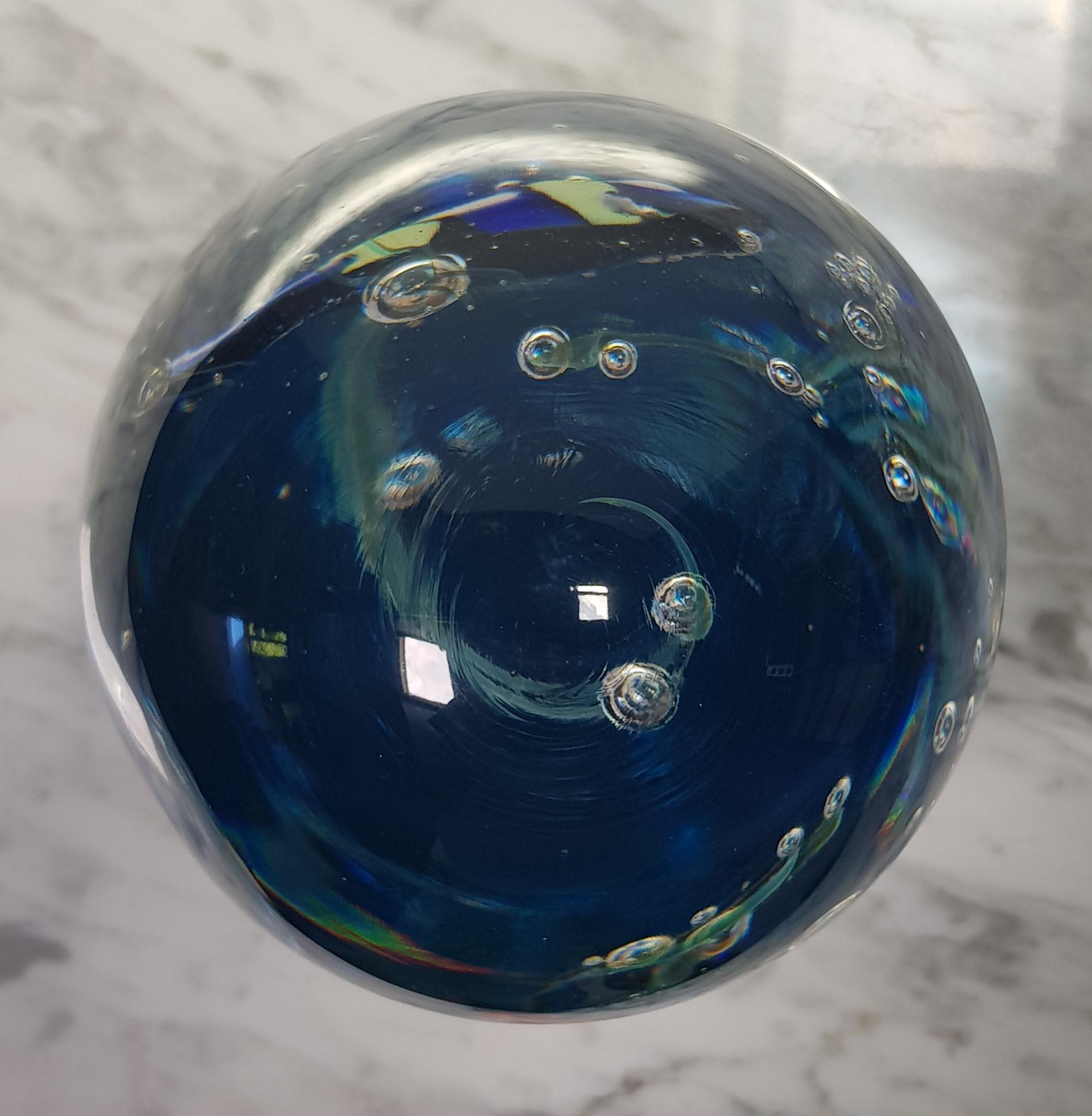 Mid 20th Century Murano Aquarium Art Glass Elio Raffaeli, signed Paperweight Egg In Good Condition For Sale In Palm Beach, FL