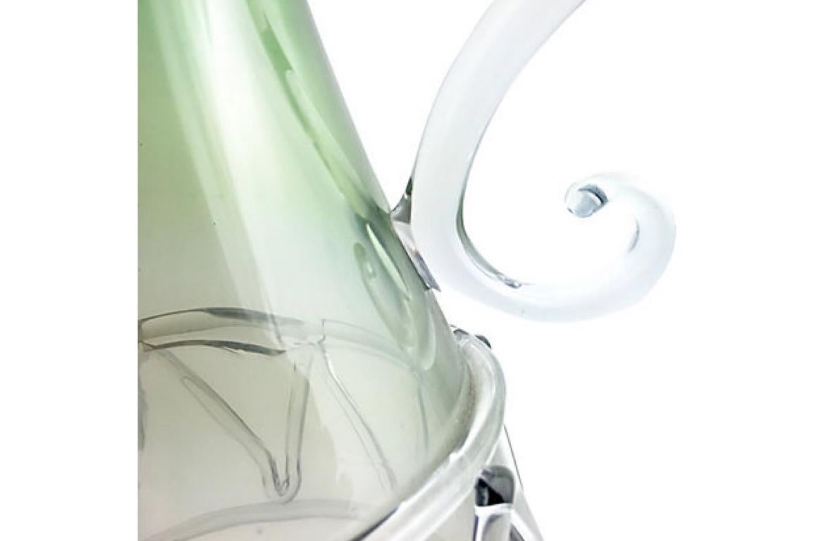 Pichet vert en verre d'art de Murano du milieu du 20e siècle Bon état - En vente à Miami Beach, FL