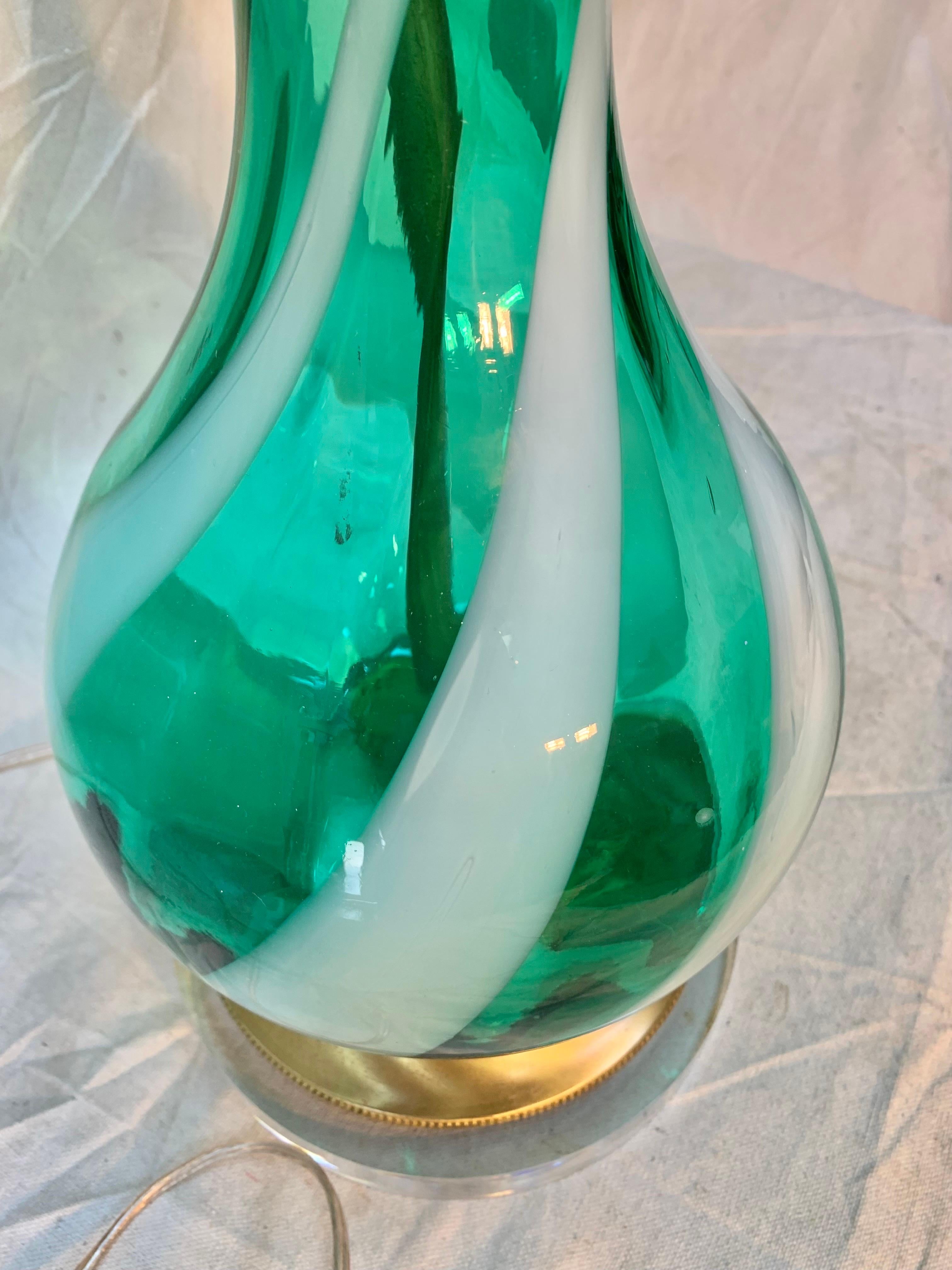 Mid 20th Century Murano Swirl Glass Table Lamp For Sale 3