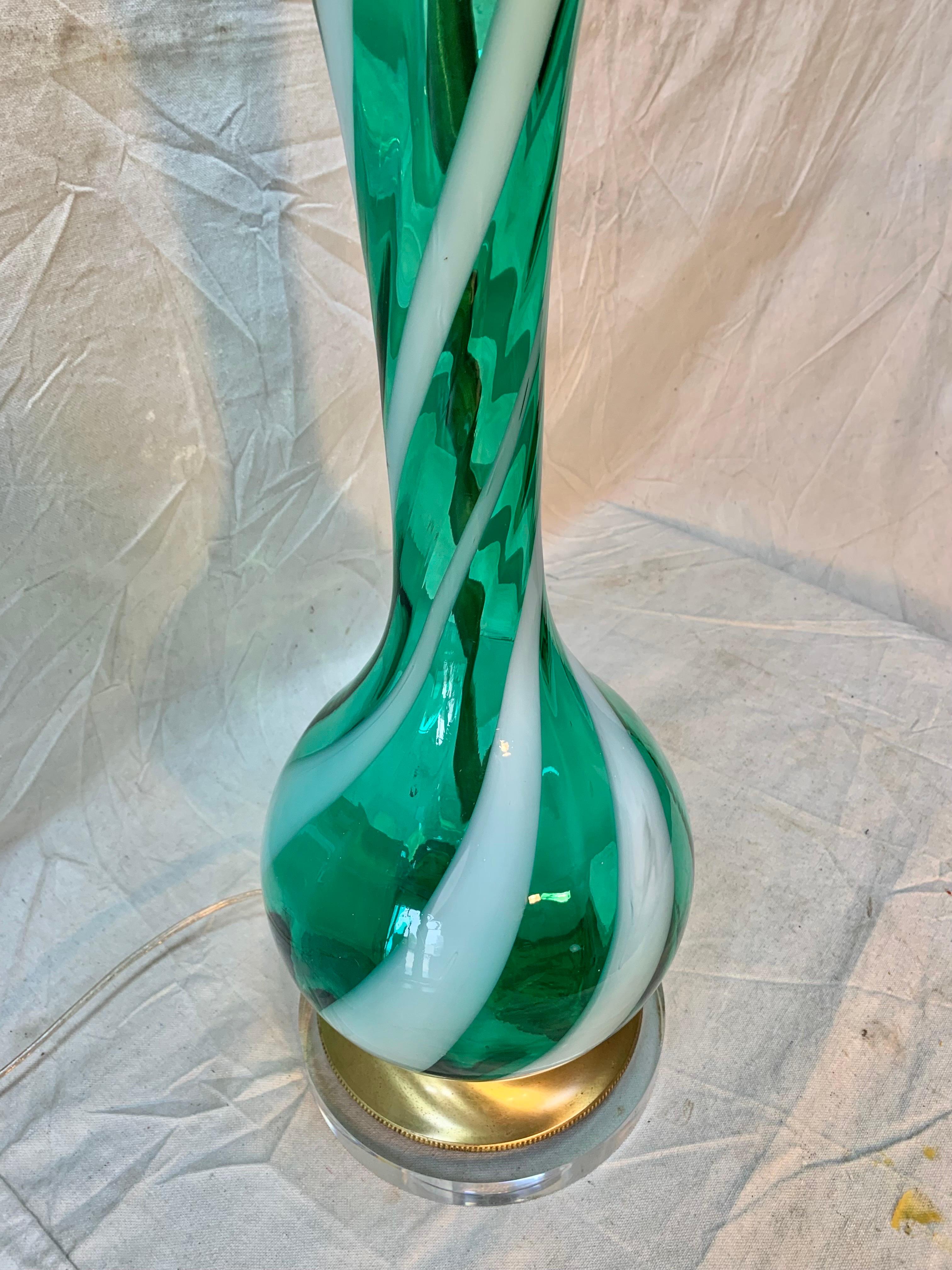 Mid 20th Century Murano Swirl Glass Table Lamp For Sale 1
