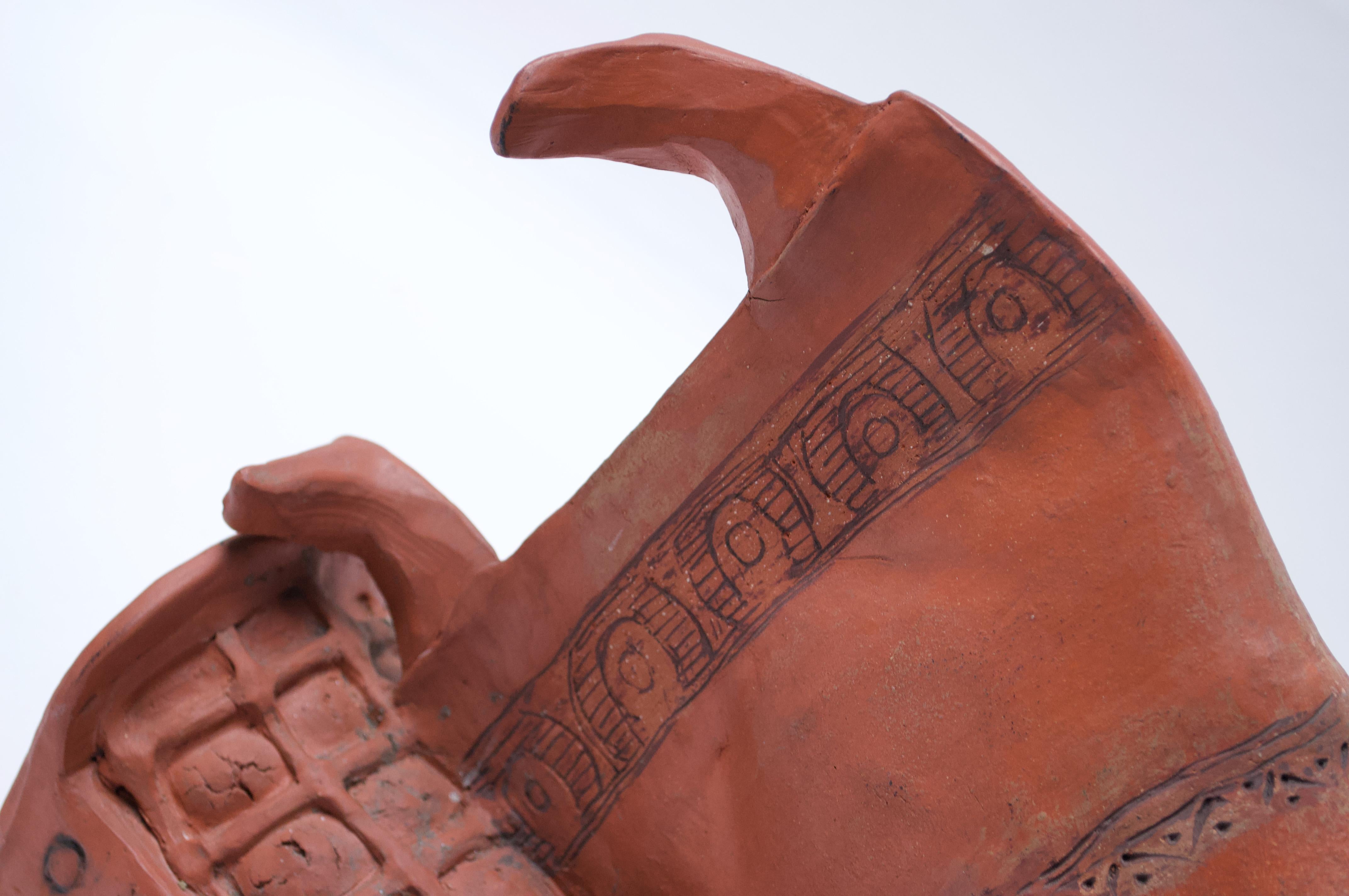Sculpture mythologique en céramique « Méduse » en terre cuite du milieu du 20e siècle en vente 4