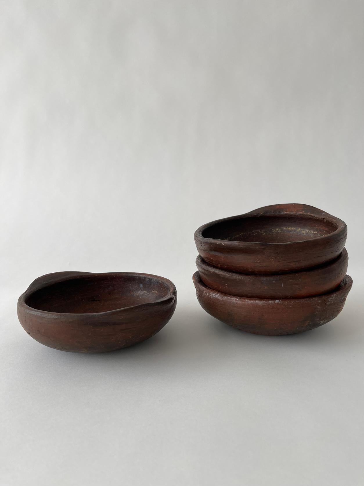 Unknown Mid 20th Century Native Ceramic Bowl Set For Sale