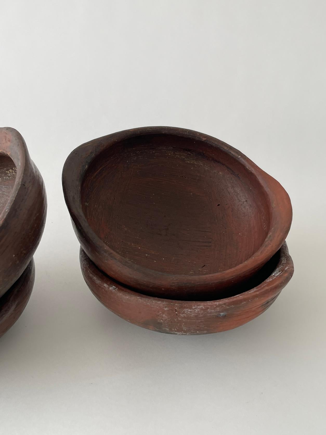 Mid 20th Century Native Ceramic Bowl Set For Sale 2