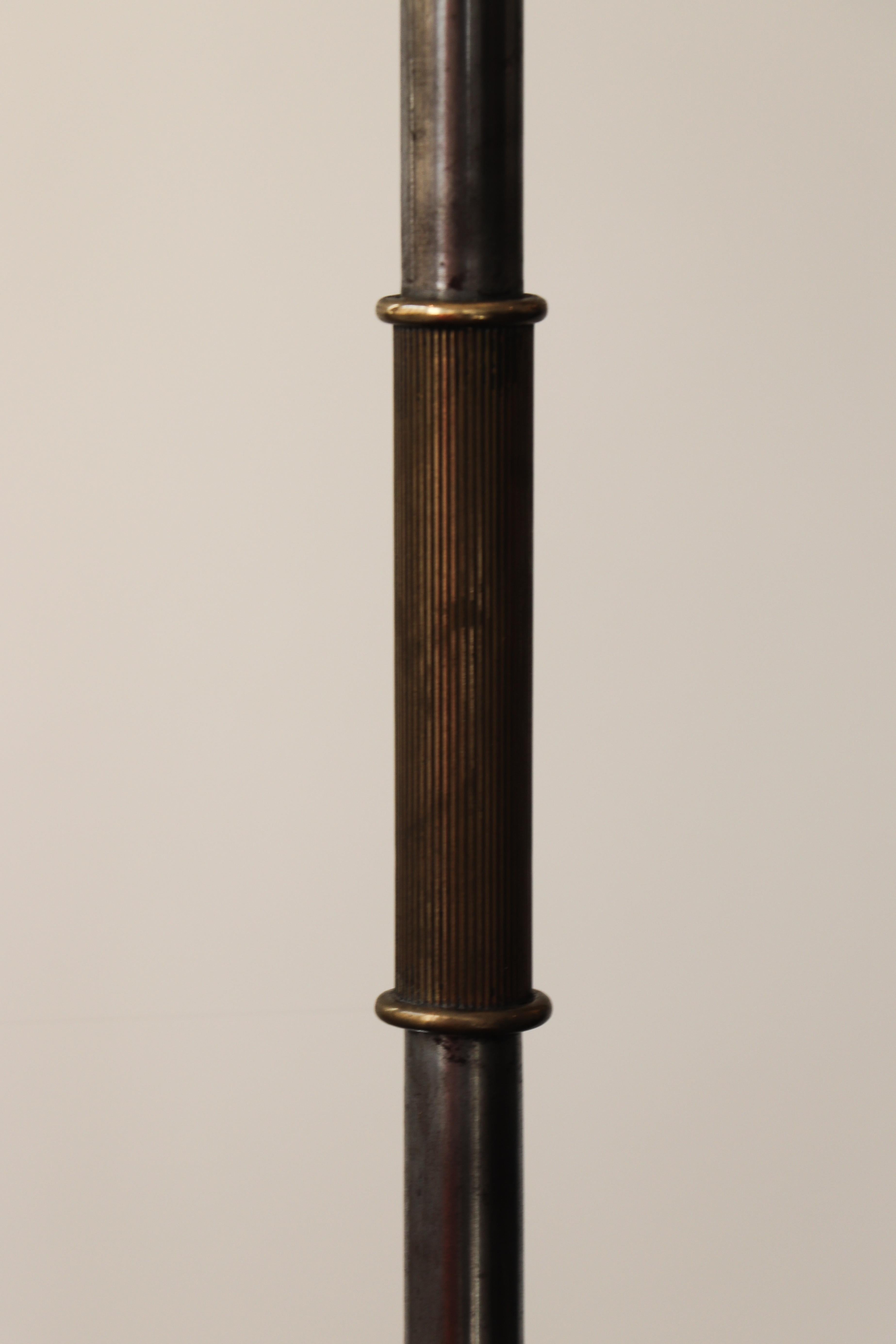 Mid-20th Century 'Neoclassic' Floor Lamp In Good Condition For Sale In PARIS, FR