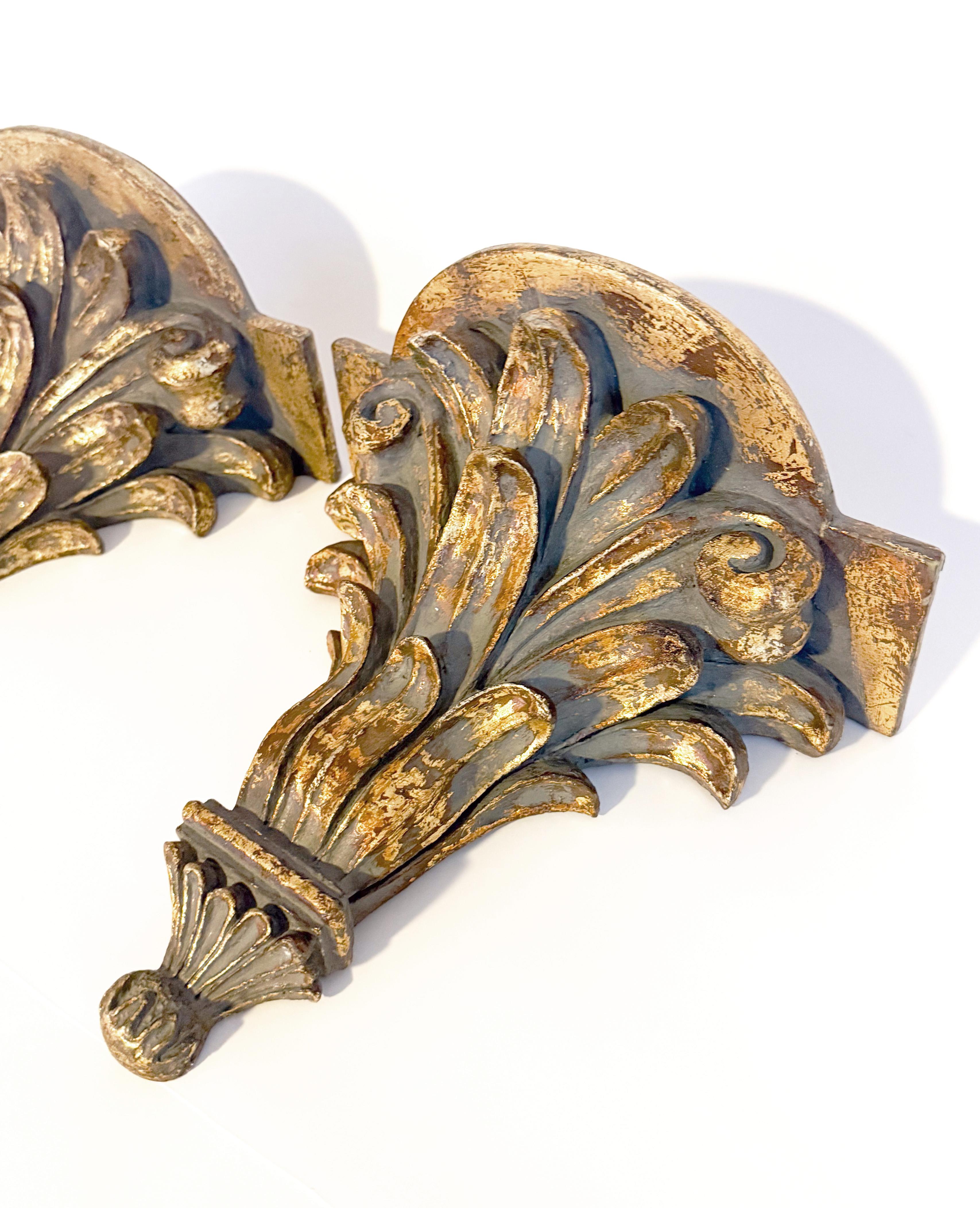 Ménsulas de Pared Doradas de Estilo Regencia Neoclásico de Mediados del Siglo XX Dorado en venta