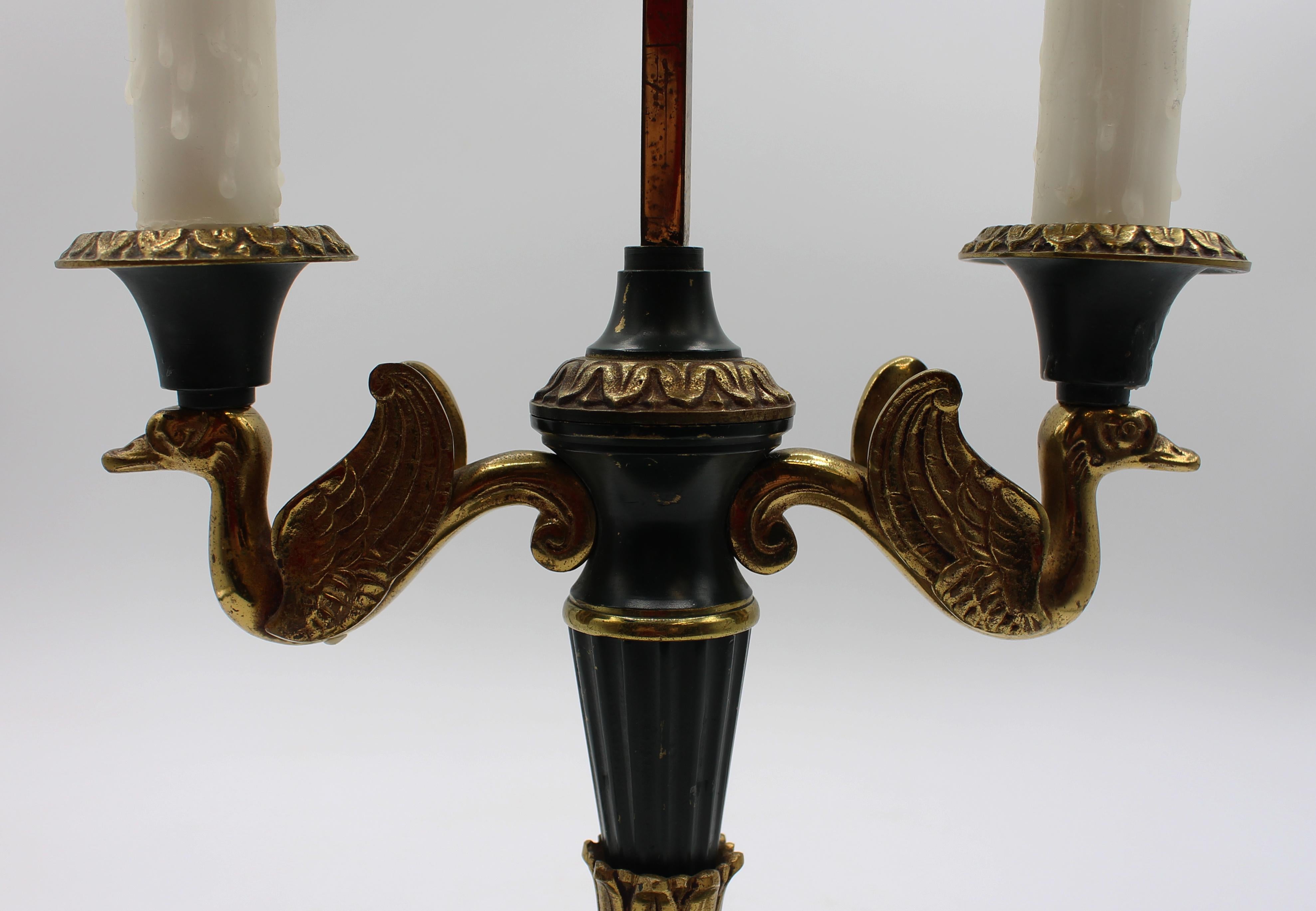Mid-20th Century Neoclassical Style Bronze Bouillotte Lamp For Sale 2