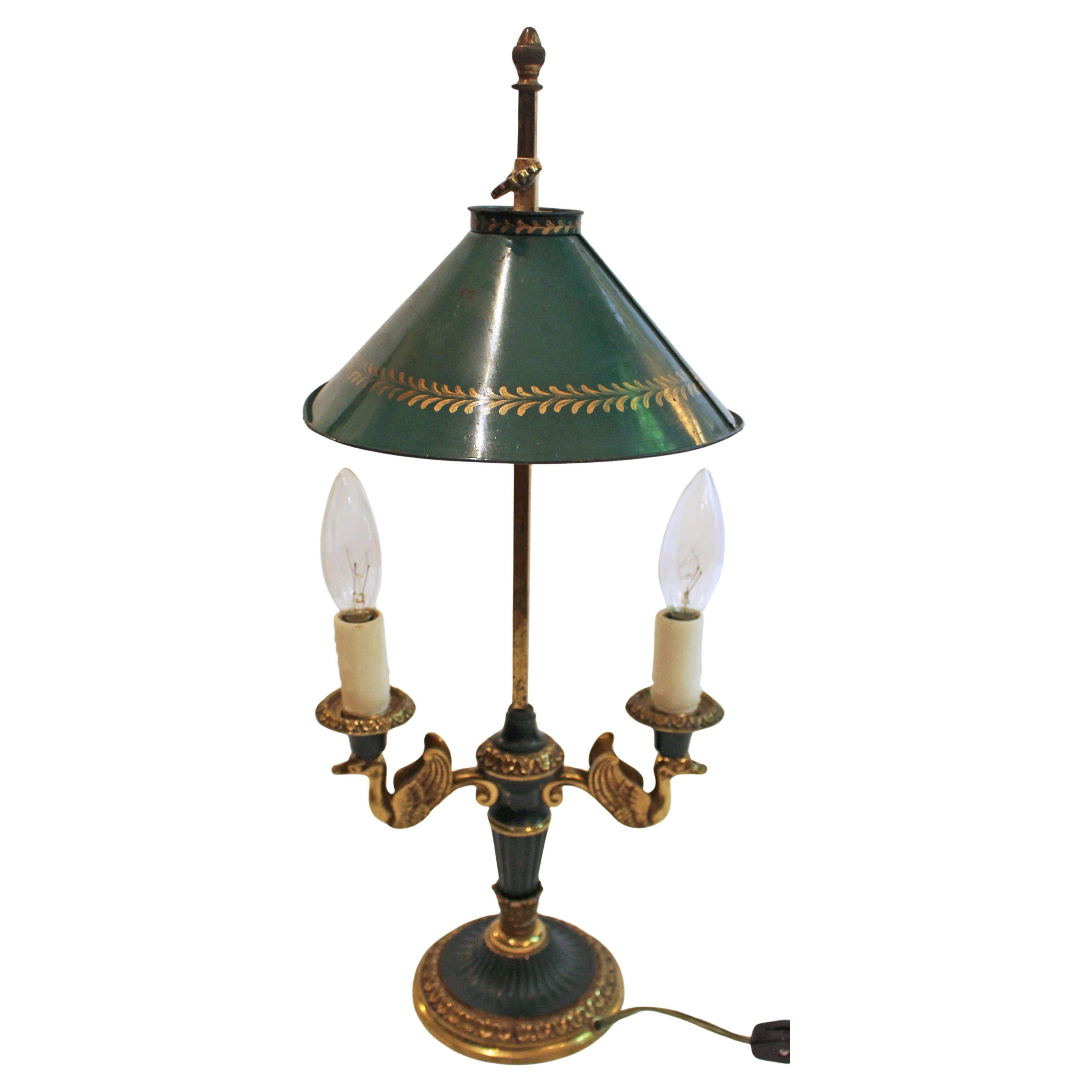Lampada Bouillotte in bronzo in stile neoclassico della metà del XX secolo