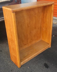 Mid-20th Century Oak Low Bookcase / Bookshelf