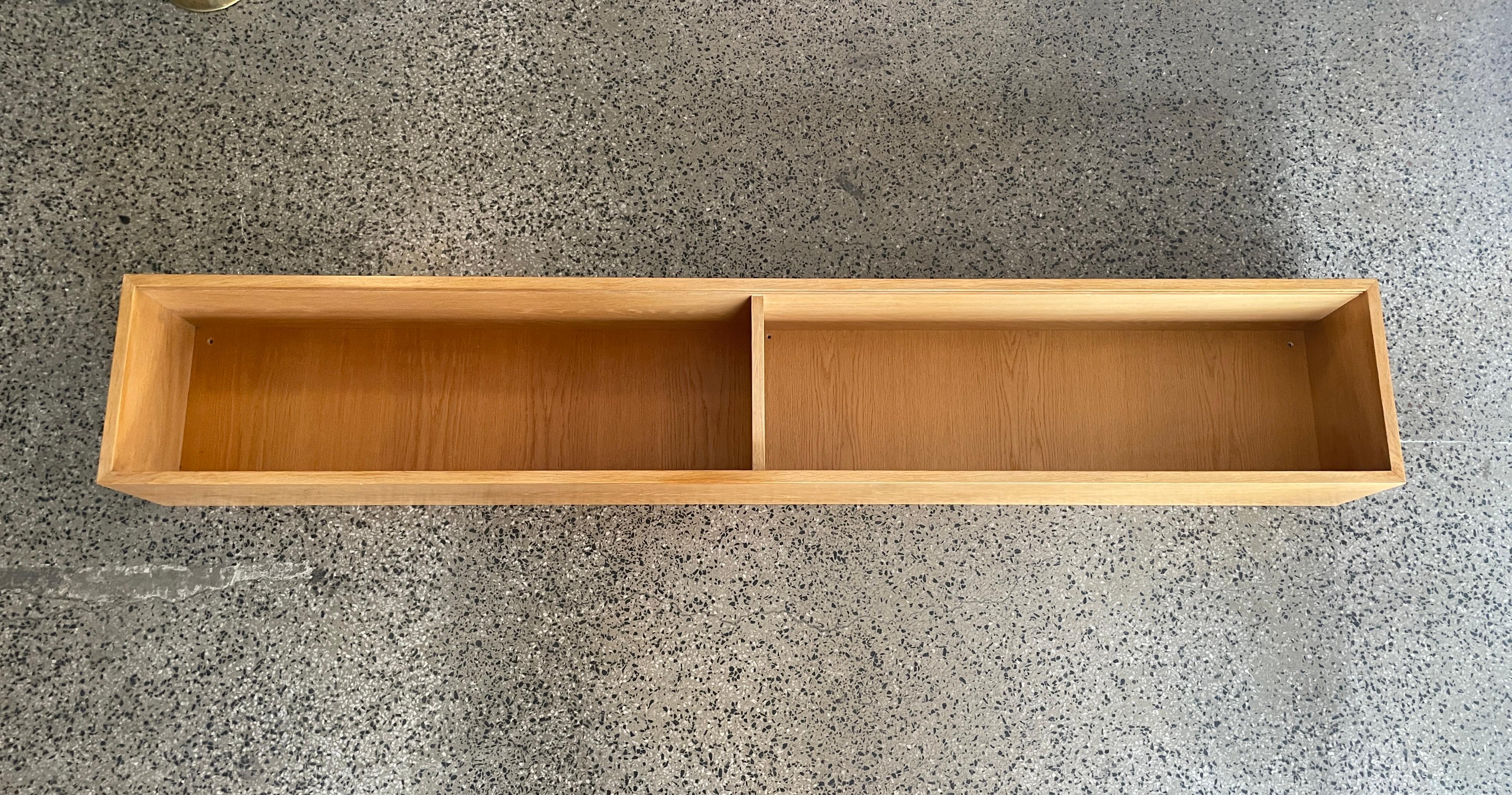 Mid-20th Century Oakwood Wall Cabinet by Carl Gustaf Hiort af Ornäs Finland 8