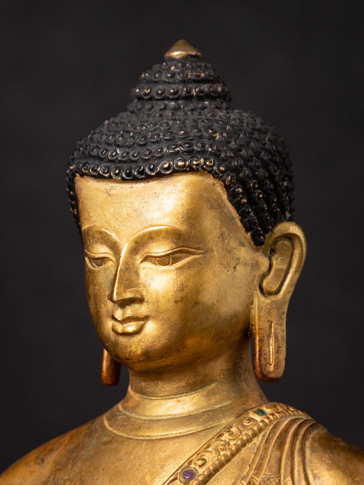 Mid 20th century Old bronze Nepali Buddha statue in Dhyana Mudra 4