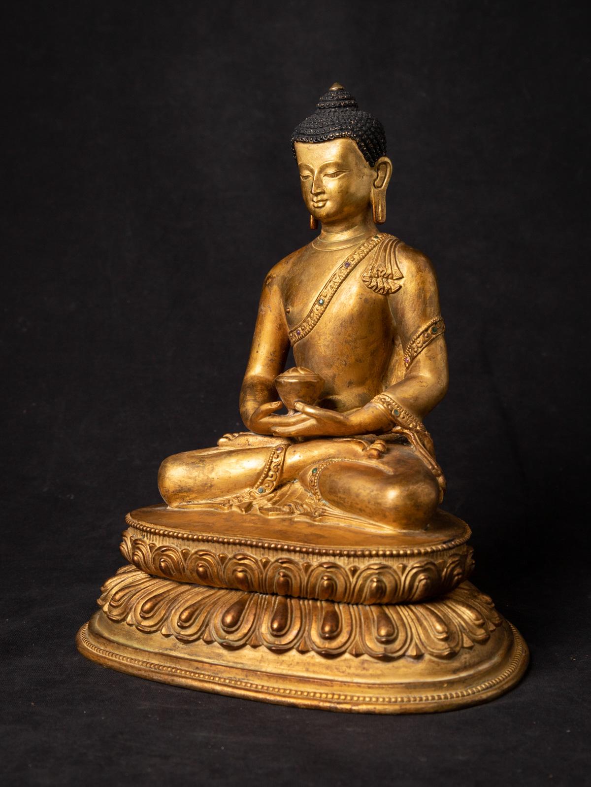 Mid 20th century Old bronze Nepali Buddha statue in Dhyana Mudra For Sale 14