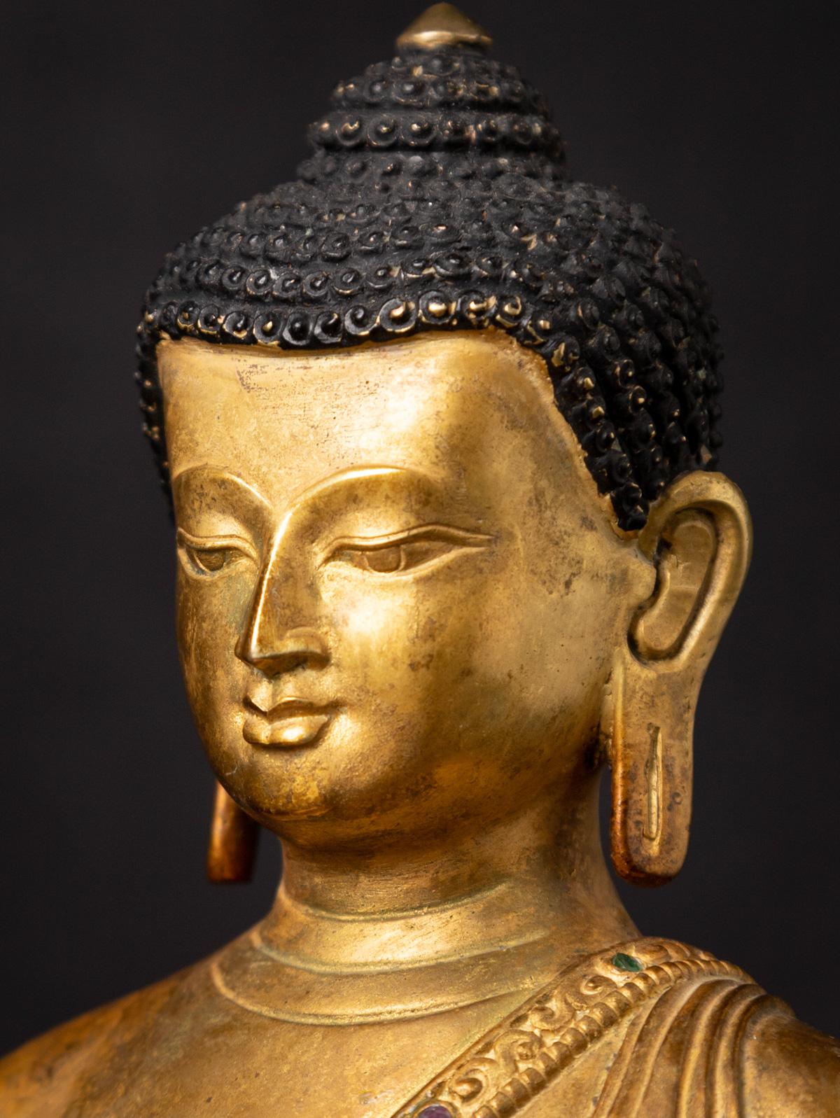 Mid 20th century Old bronze Nepali Buddha statue in Dhyana Mudra 1