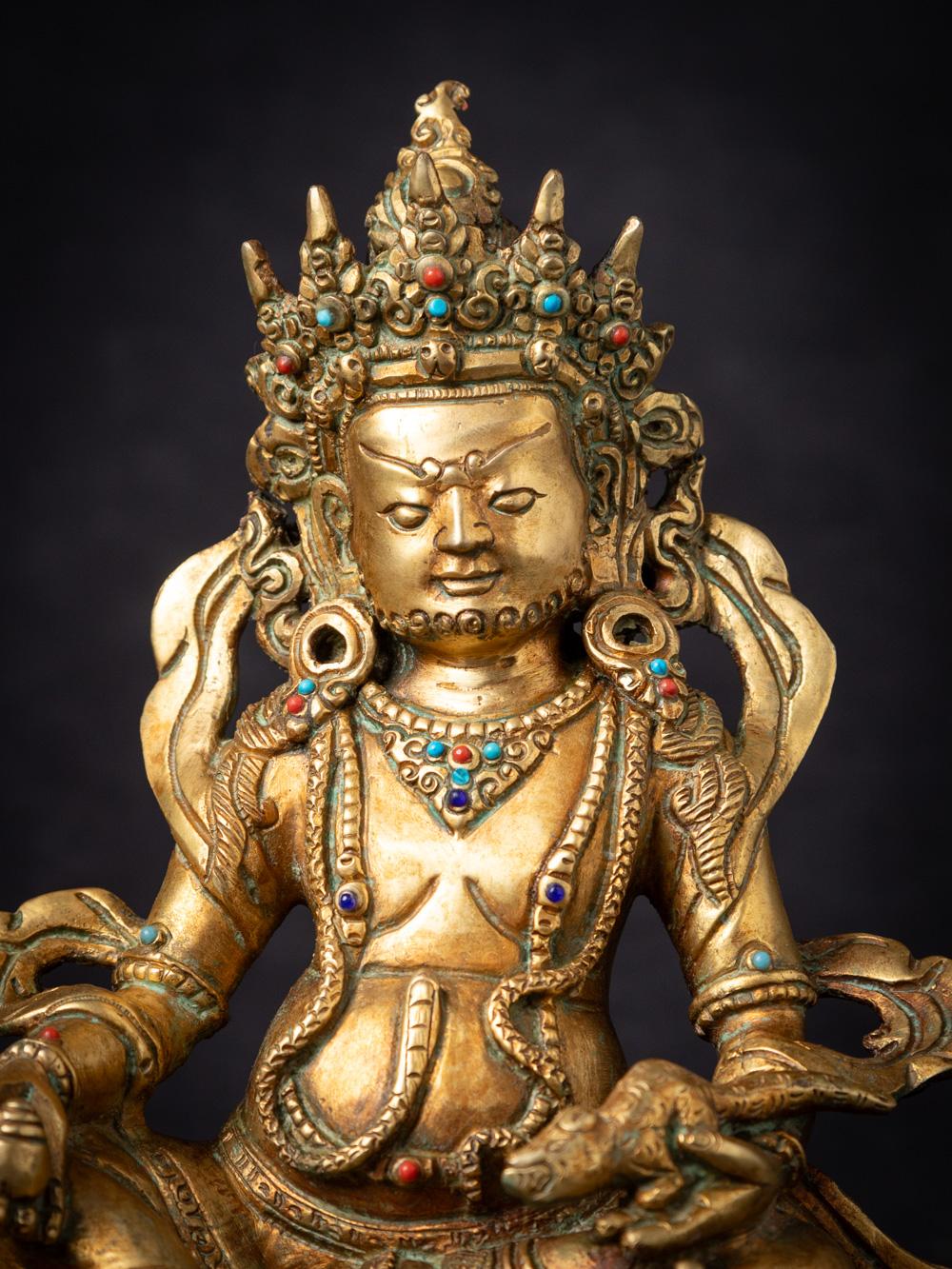 Mid-20th century old bronze Nepali Kuber statue fire gilded with 24 krt. gold For Sale 2
