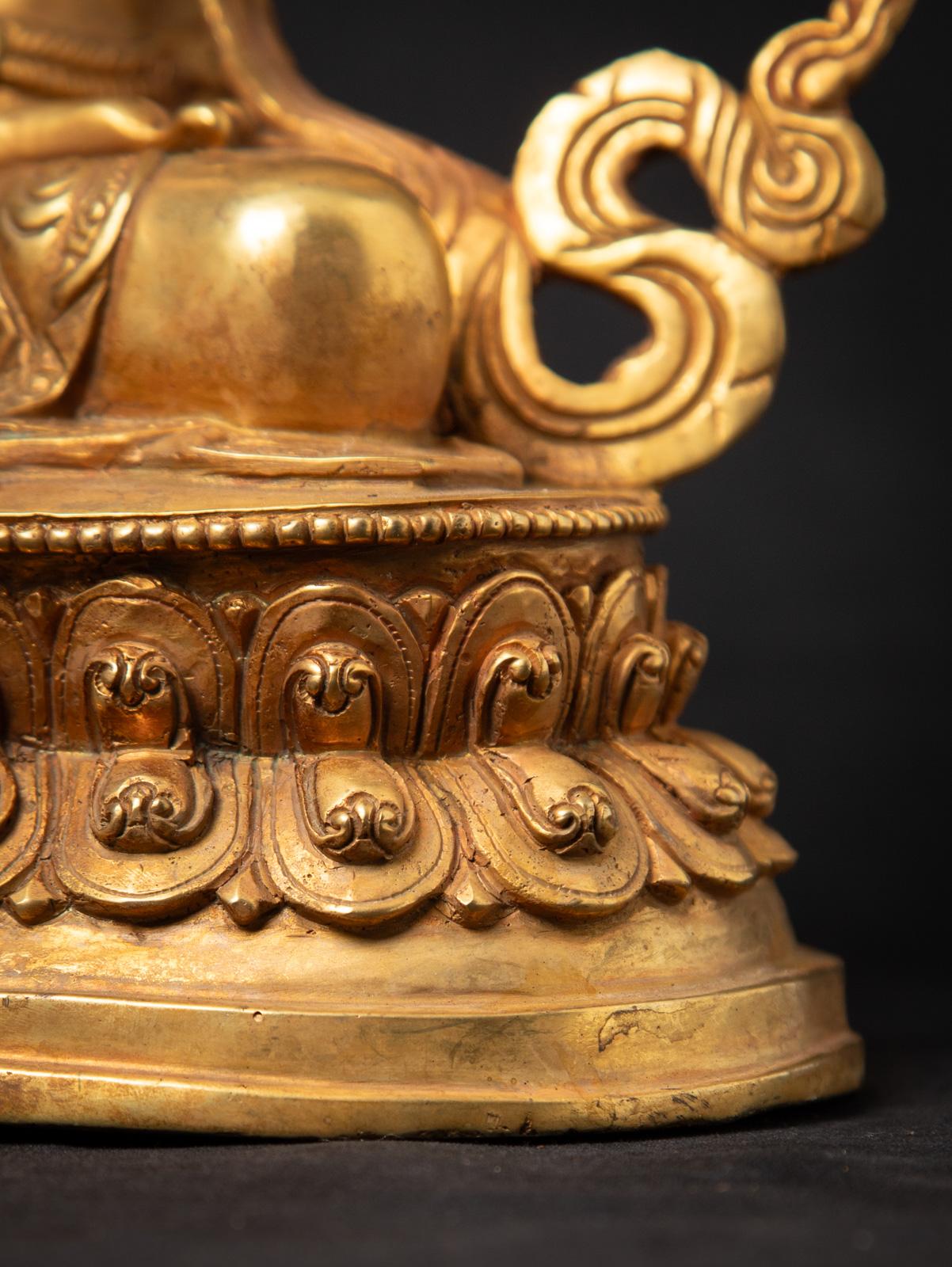 statue népalaise Manjushri en bronze ancien du milieu du 20e siècle en vente 8