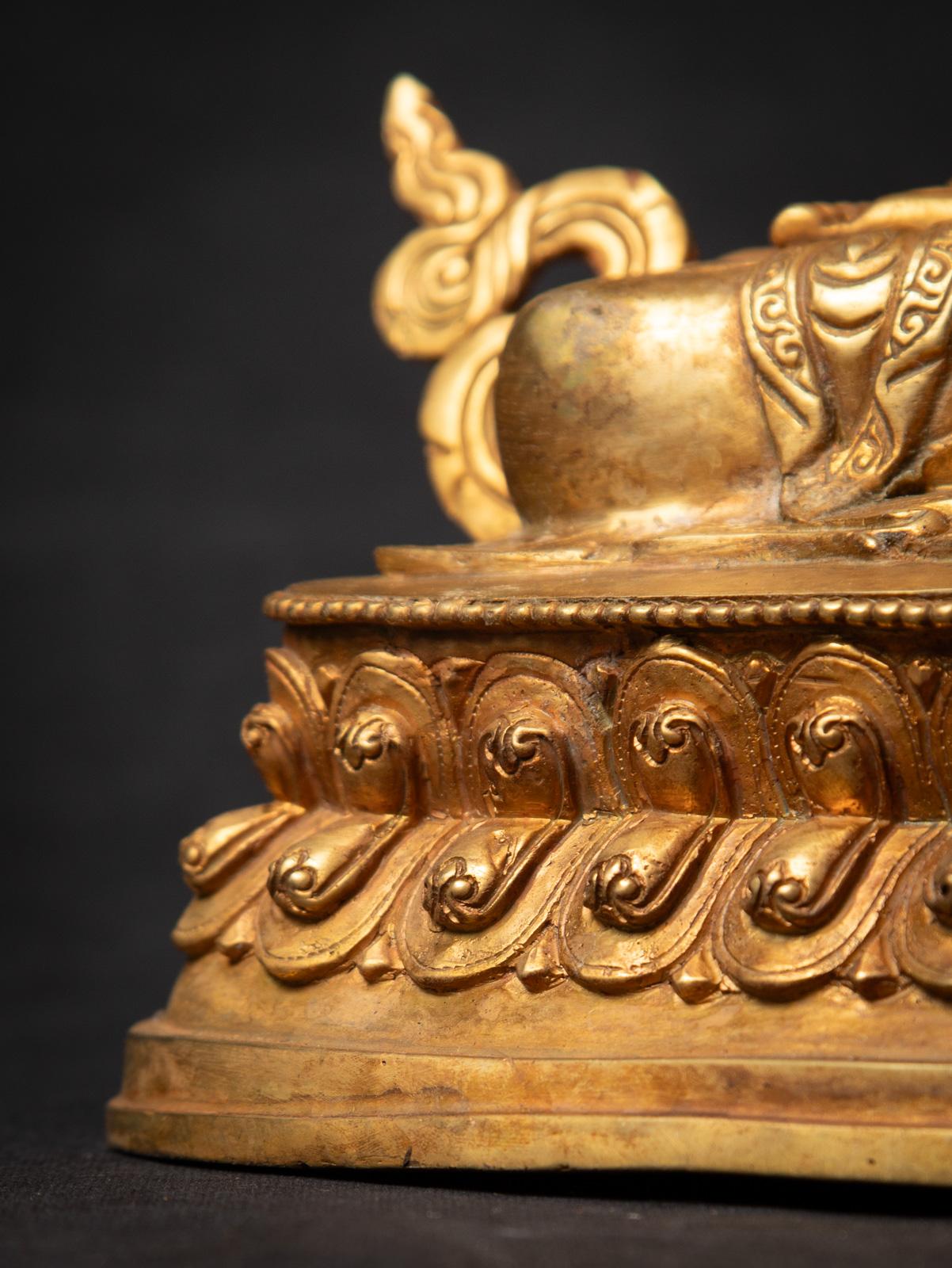 statue népalaise Manjushri en bronze ancien du milieu du 20e siècle en vente 9