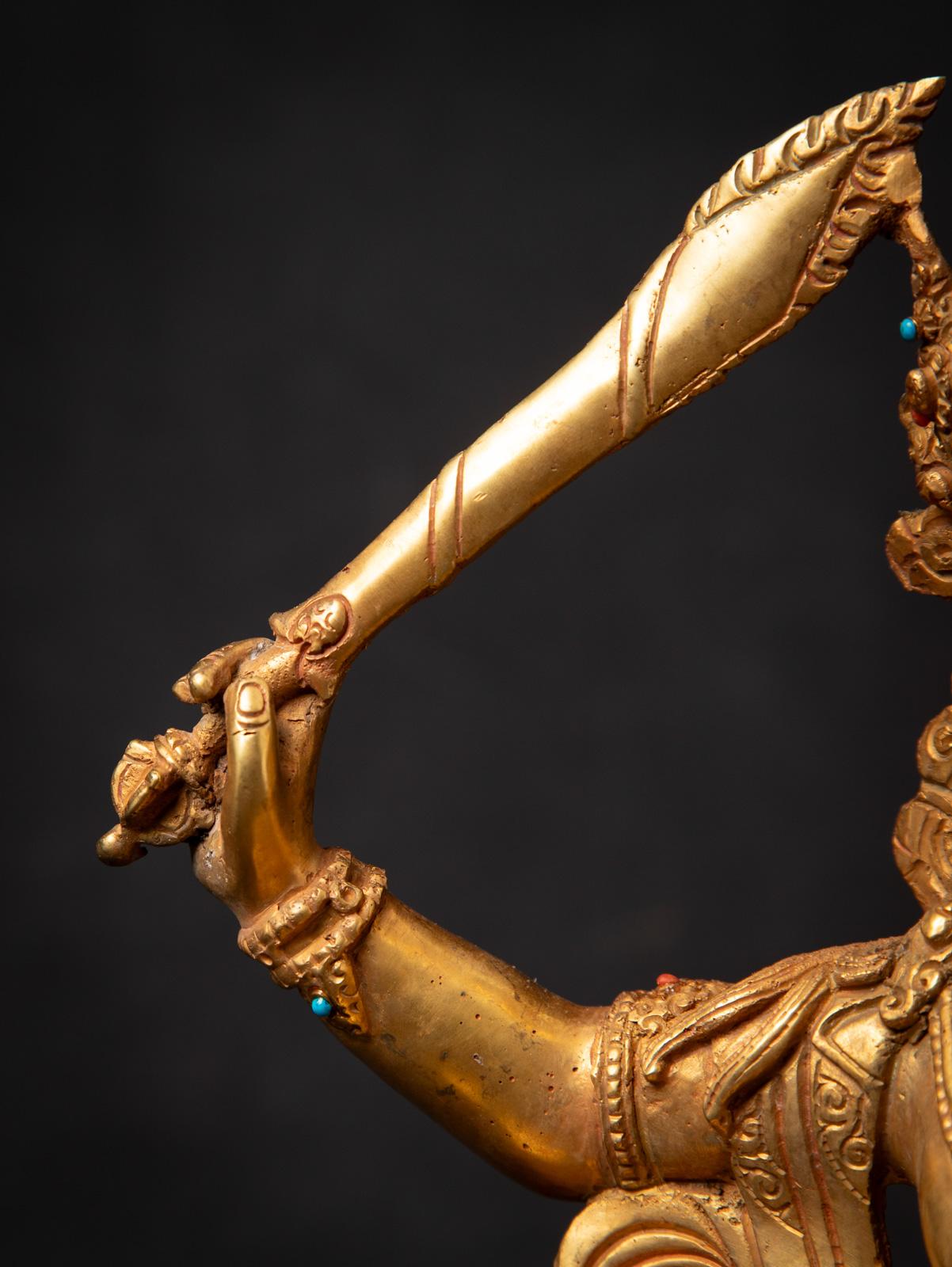 statue népalaise Manjushri en bronze ancien du milieu du 20e siècle en vente 2