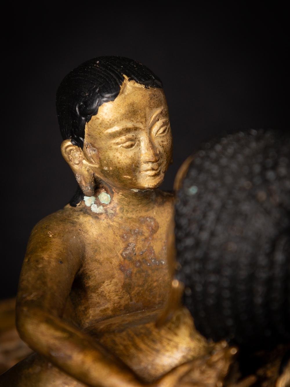 Mid-20th century old bronze Samantabhadra statue from Nepal - OriginalBuddhas For Sale 12