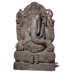 Statue de Ganesha en lavastone d'Indonésie du milieu du 20e siècle  OriginalBuddhas