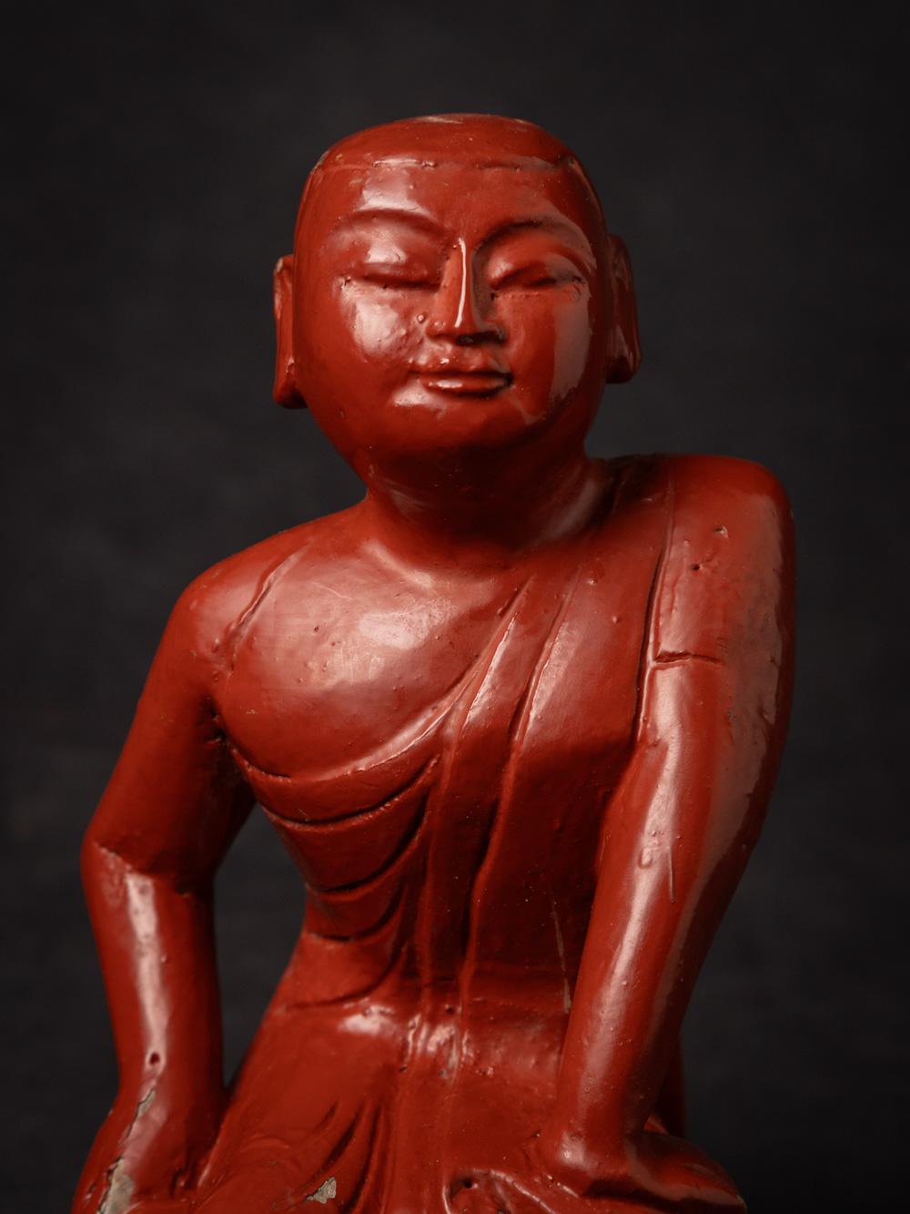 Alte burmesische Monk-Statue aus Holz aus Burma aus der Mitte des 20. Jahrhunderts – OriginalBuddhas im Angebot 3