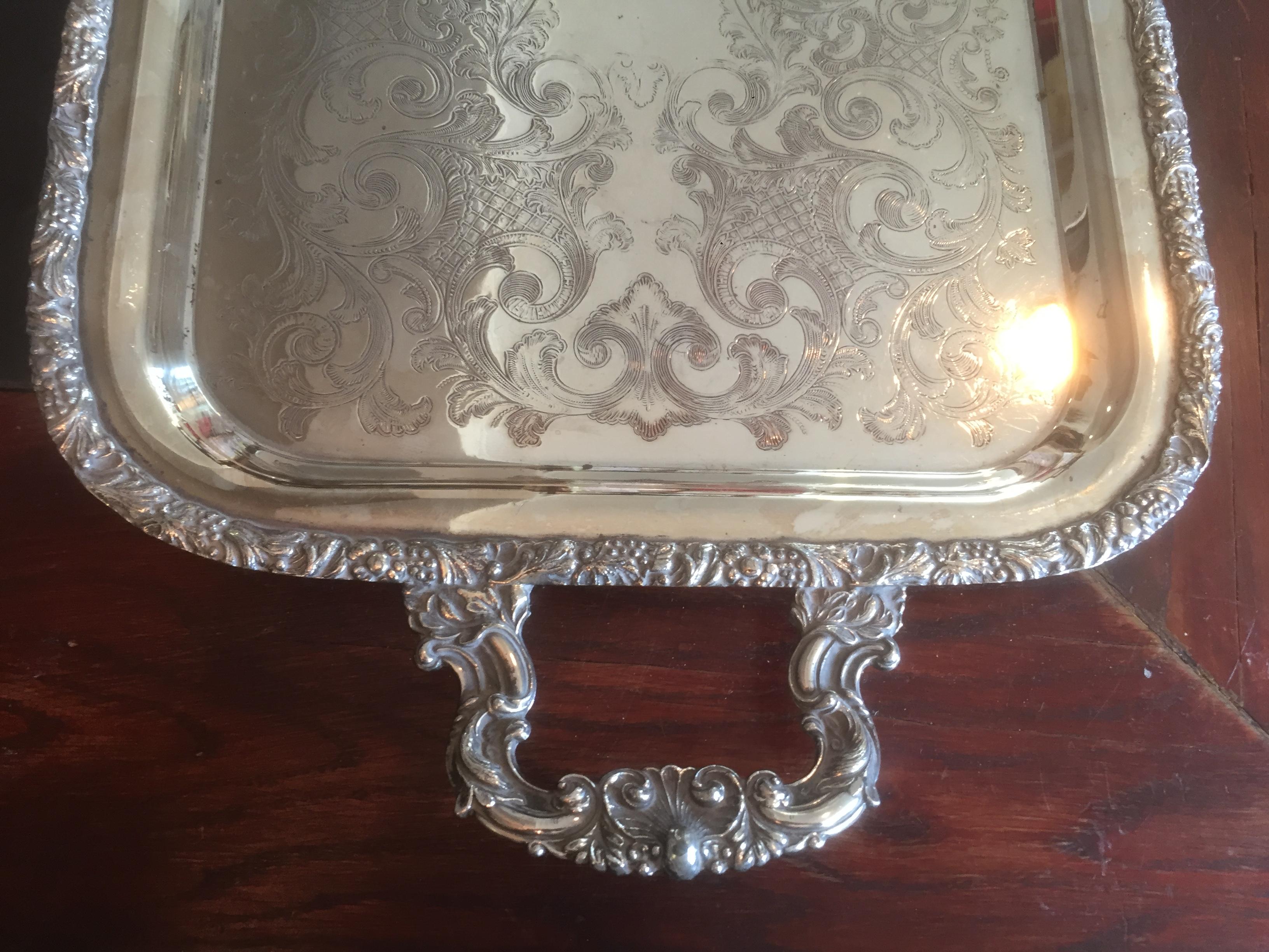 Canadian Mid-20th Century Oneida Silver Plated Engraved Details Tray, 1930s