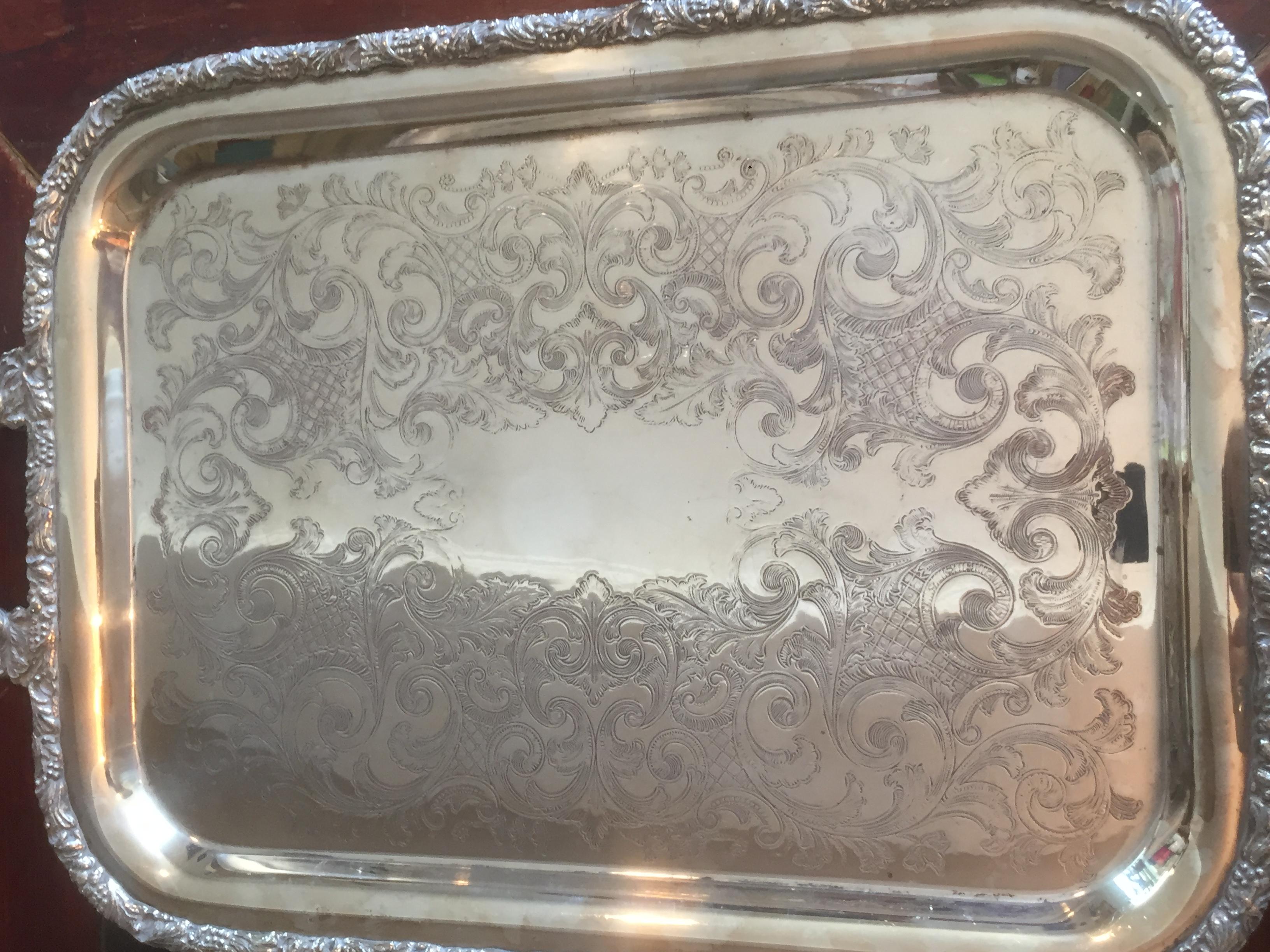 Mid-20th Century Oneida Silver Plated Engraved Details Tray, 1930s 1