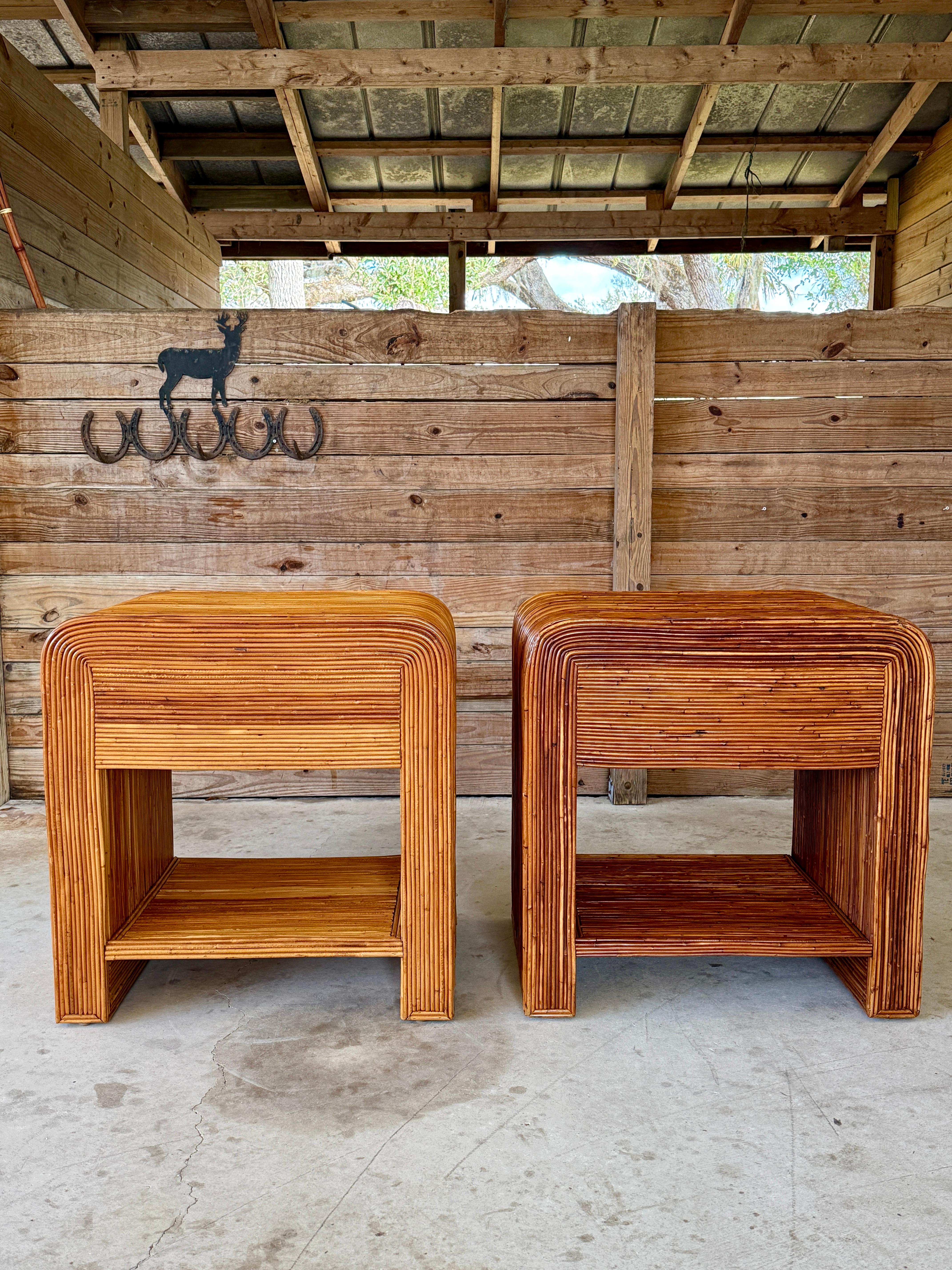 Mid-20th Century Organic Modern Pencil Reed Rattan Waterfall Nightstands Manner In Good Condition In North Fort Myers, FL